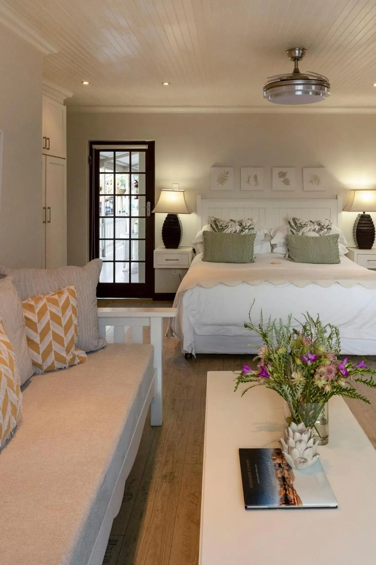 Shower, Bed in The Potting Shed Guest House