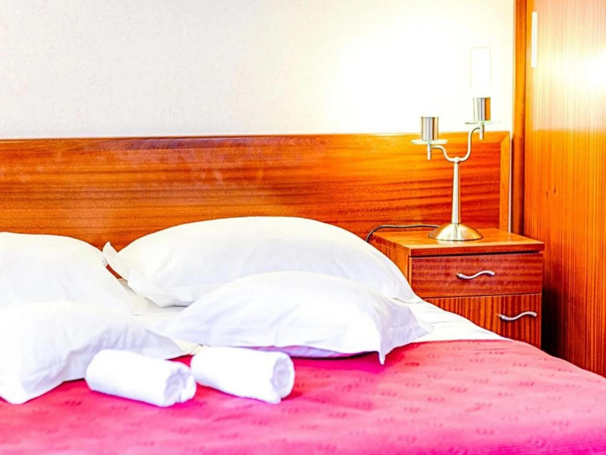 Bedroom in Villa Slika