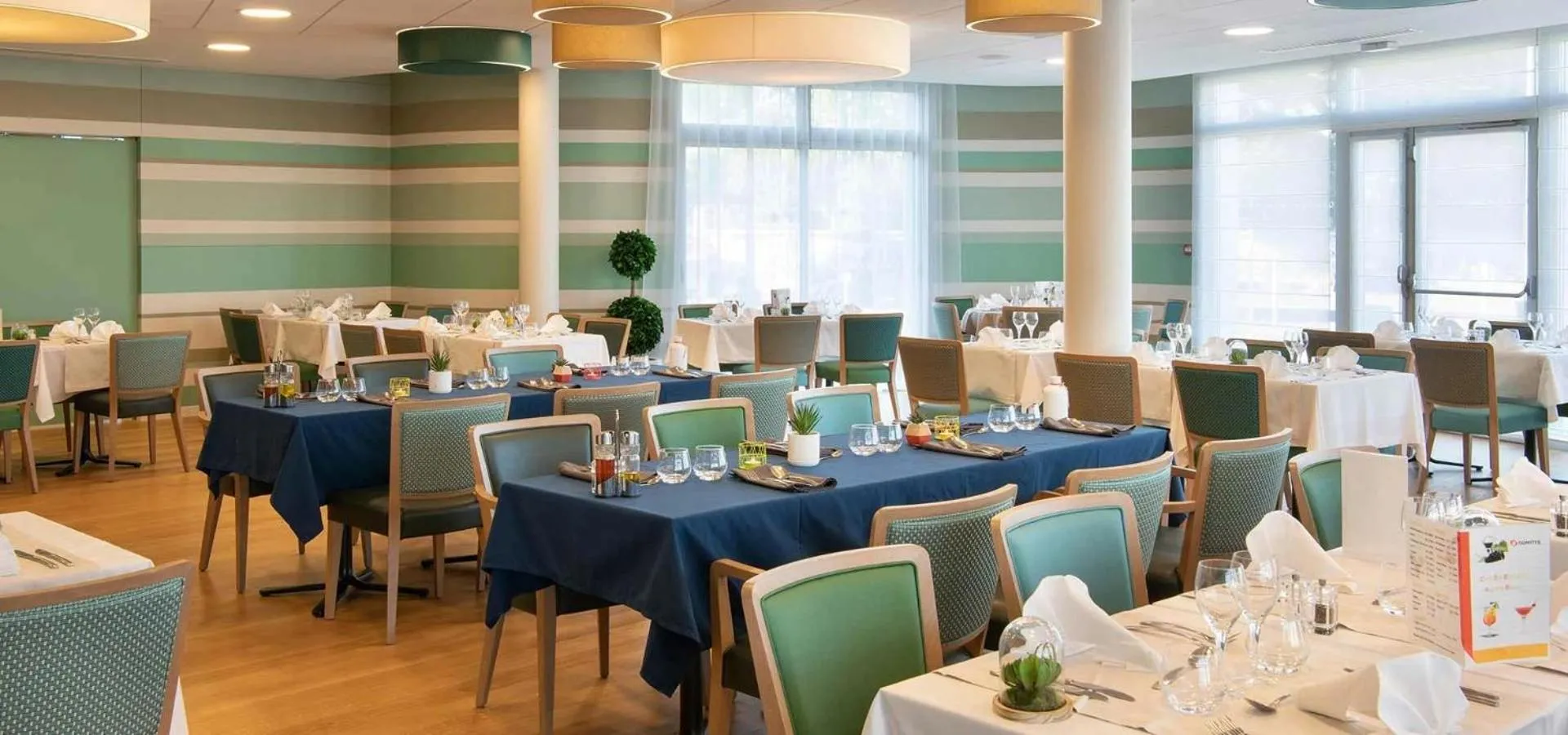 Restaurant/places to eat in DOMITYS L'AIGRETTE BLEUE