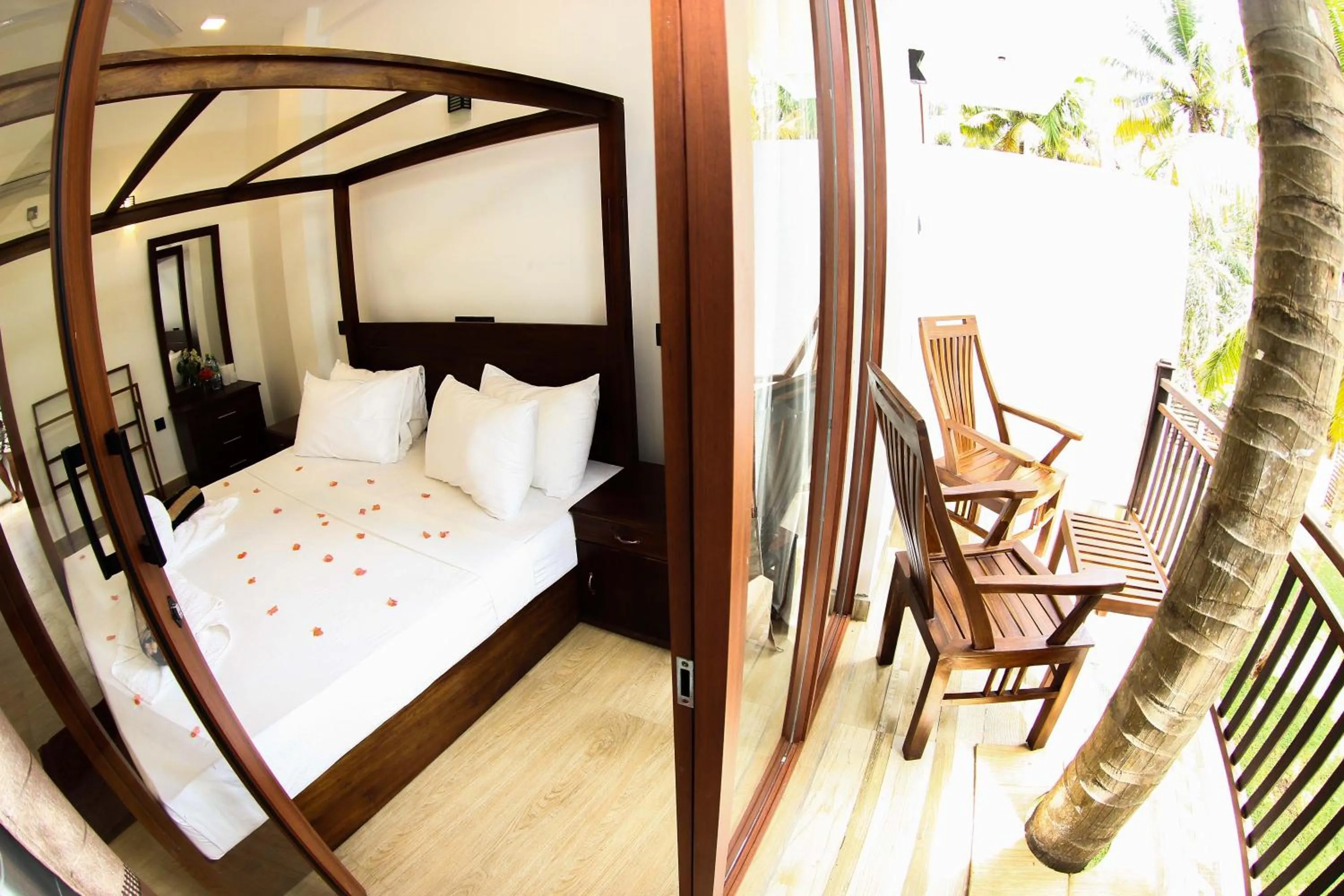 Bed in Bay Hiriketiya