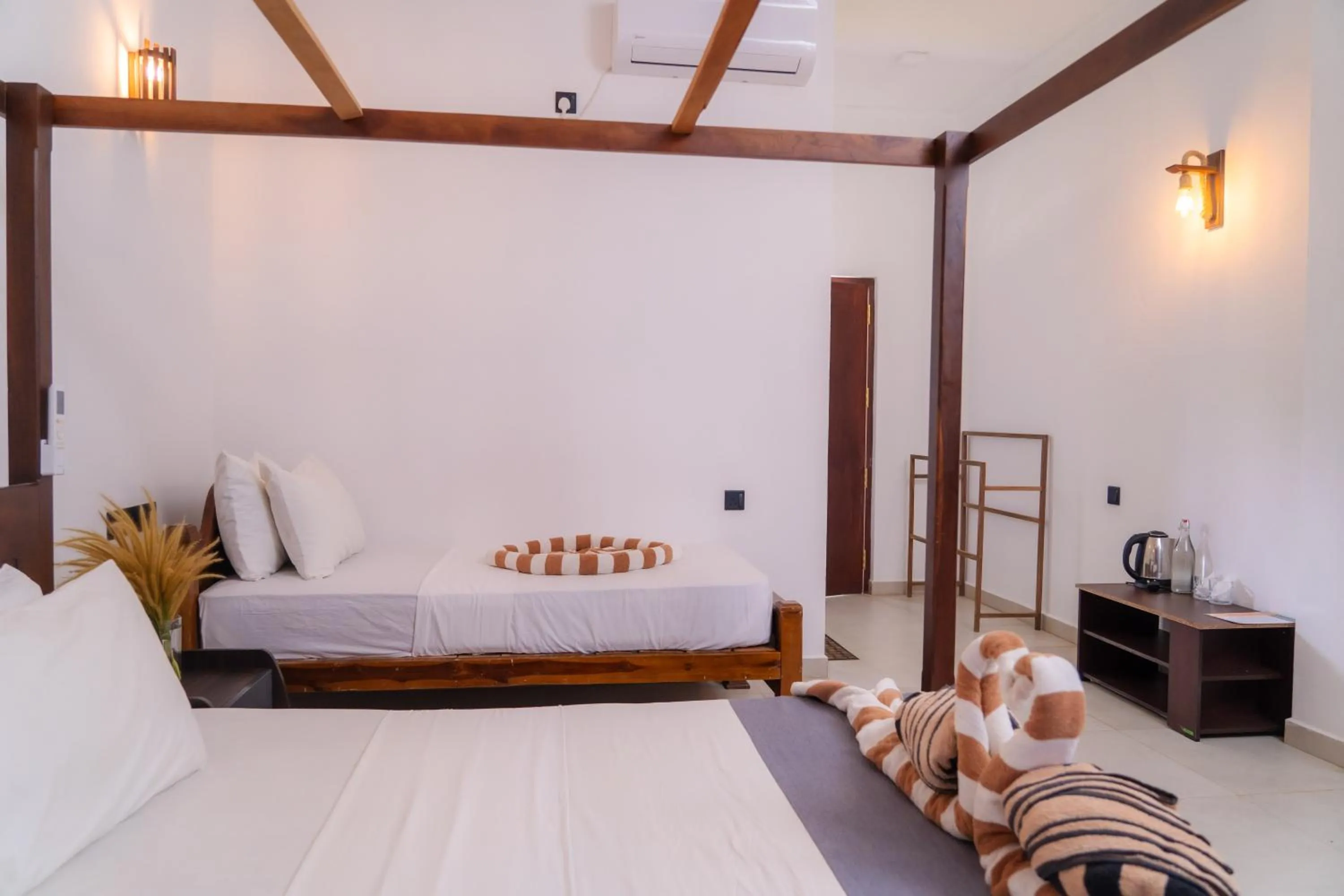 Bed in Bay Hiriketiya