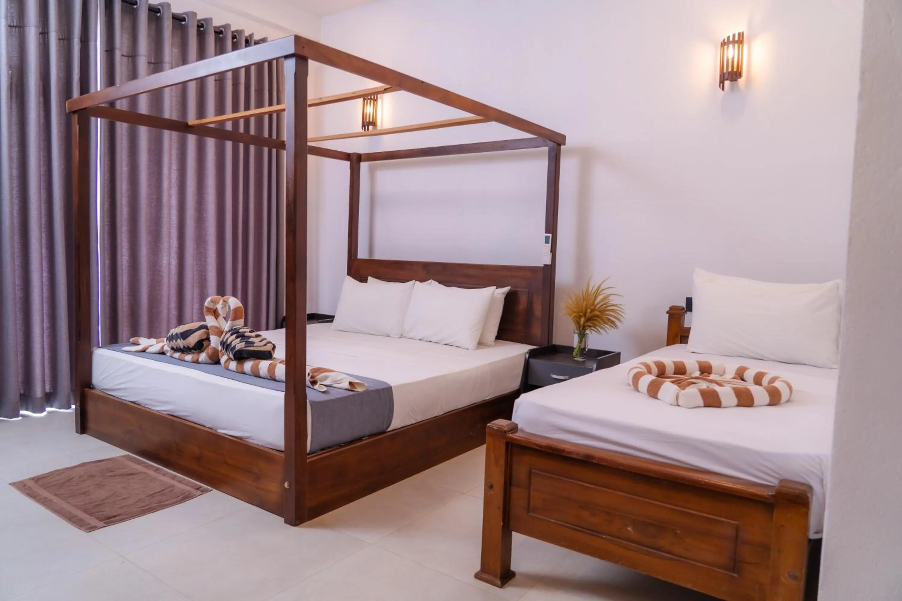 Bed in Bay Hiriketiya