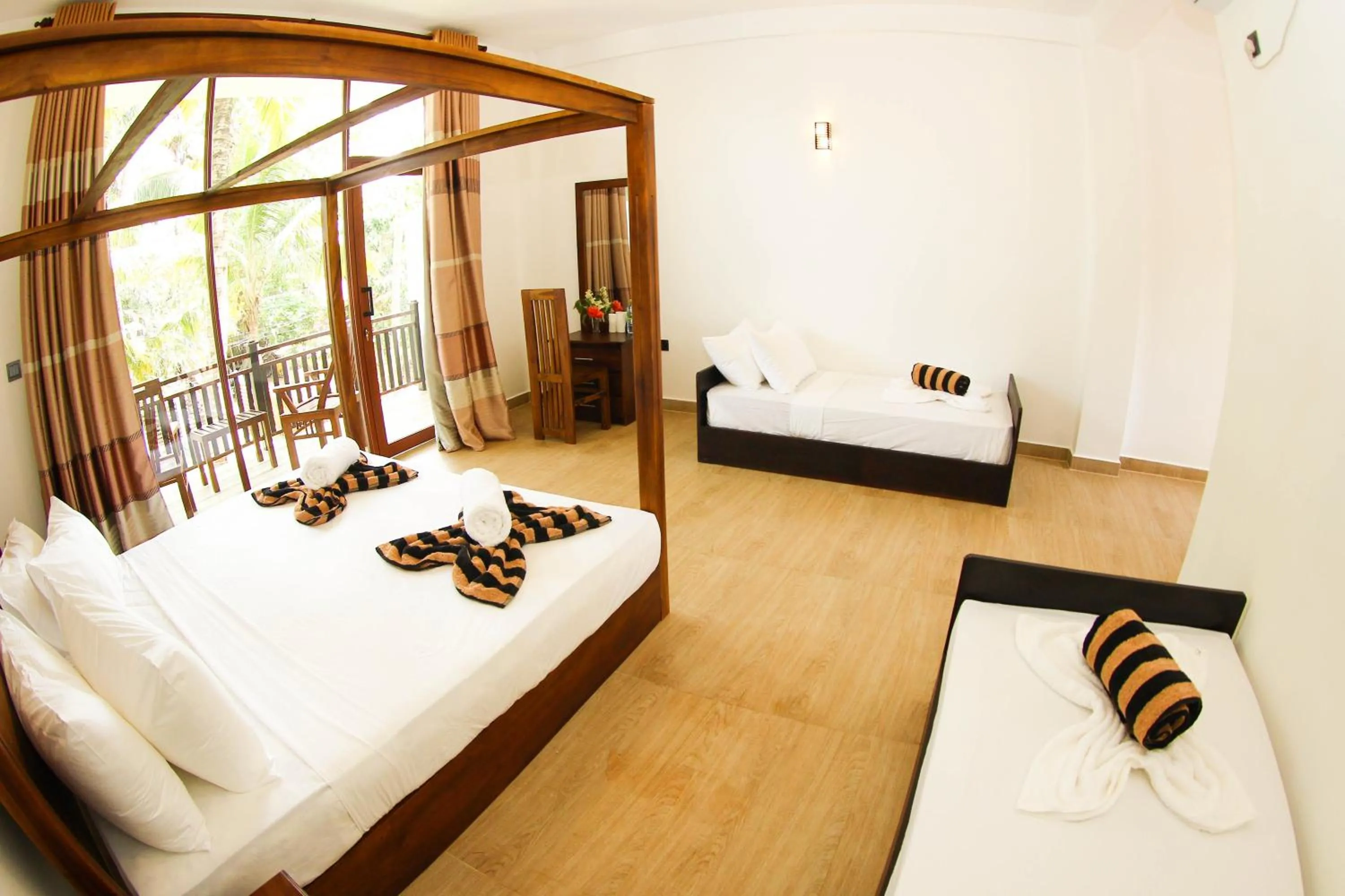 Bed in Bay Hiriketiya