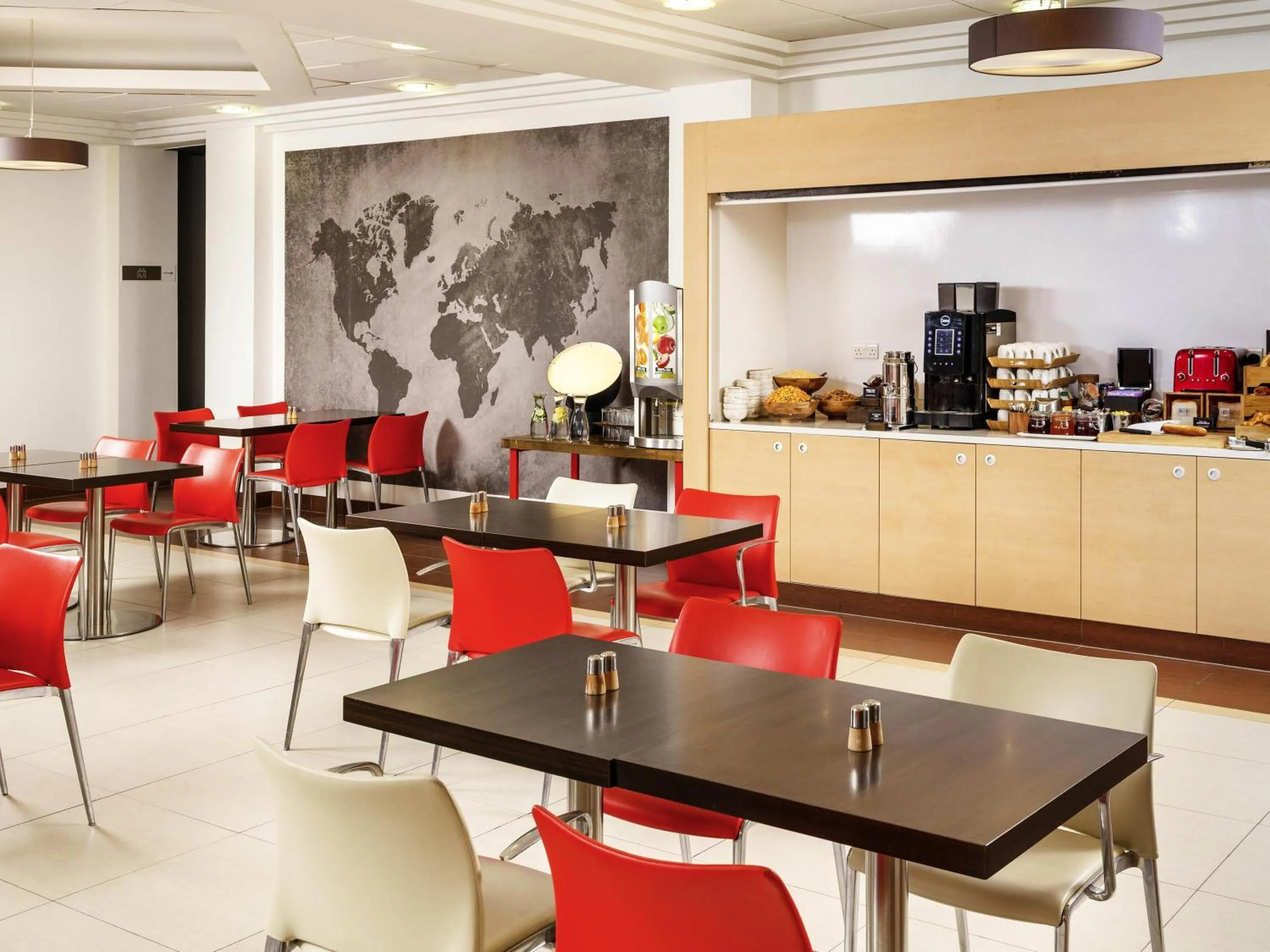 Restaurant/places to eat in ibis Southampton