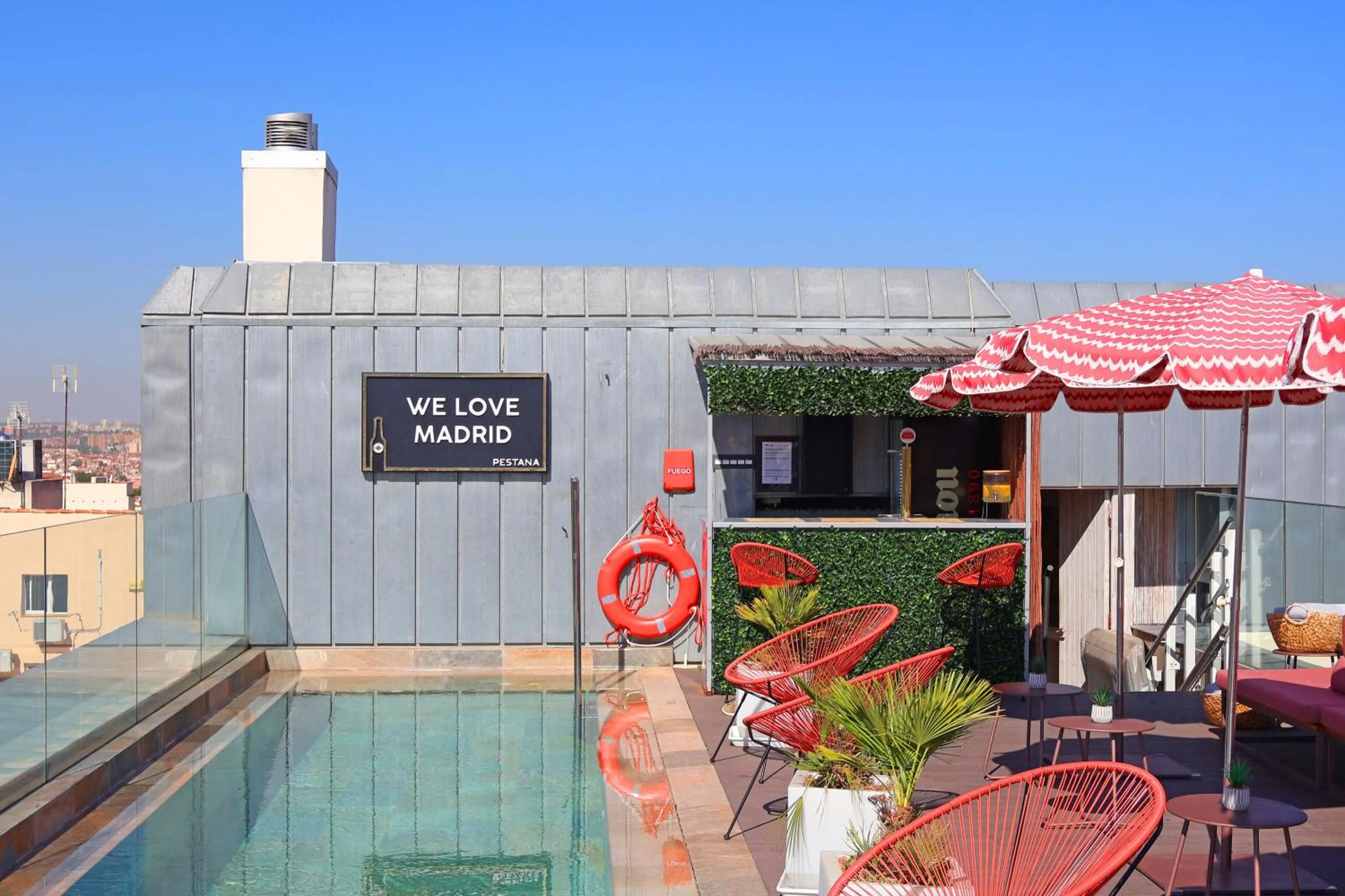 Swimming pool in Pestana Collection Plaza Mayor