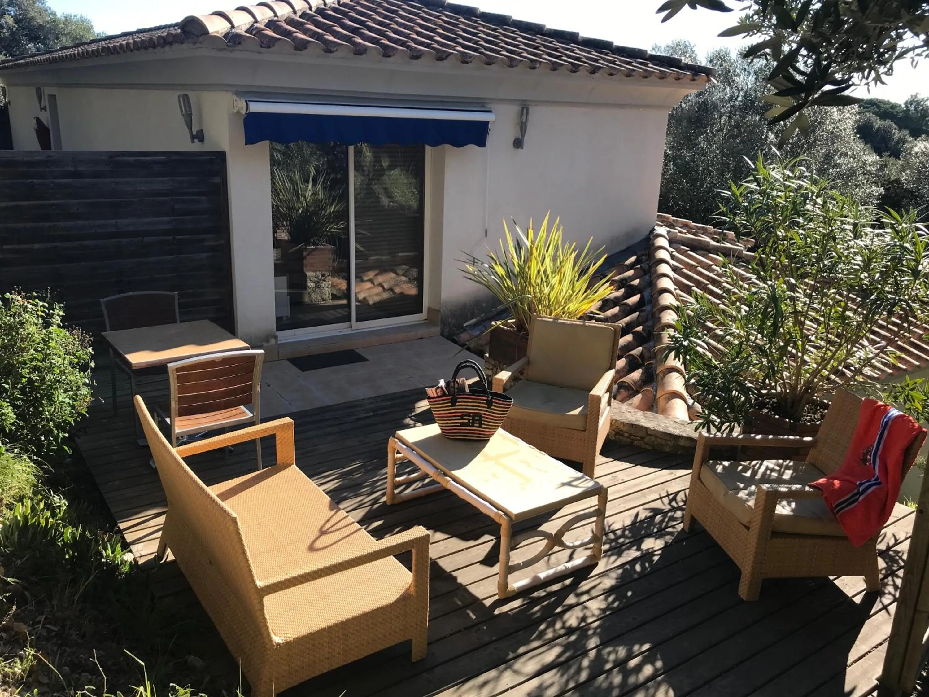 Patio in Résidence hôtelière A TRAMA