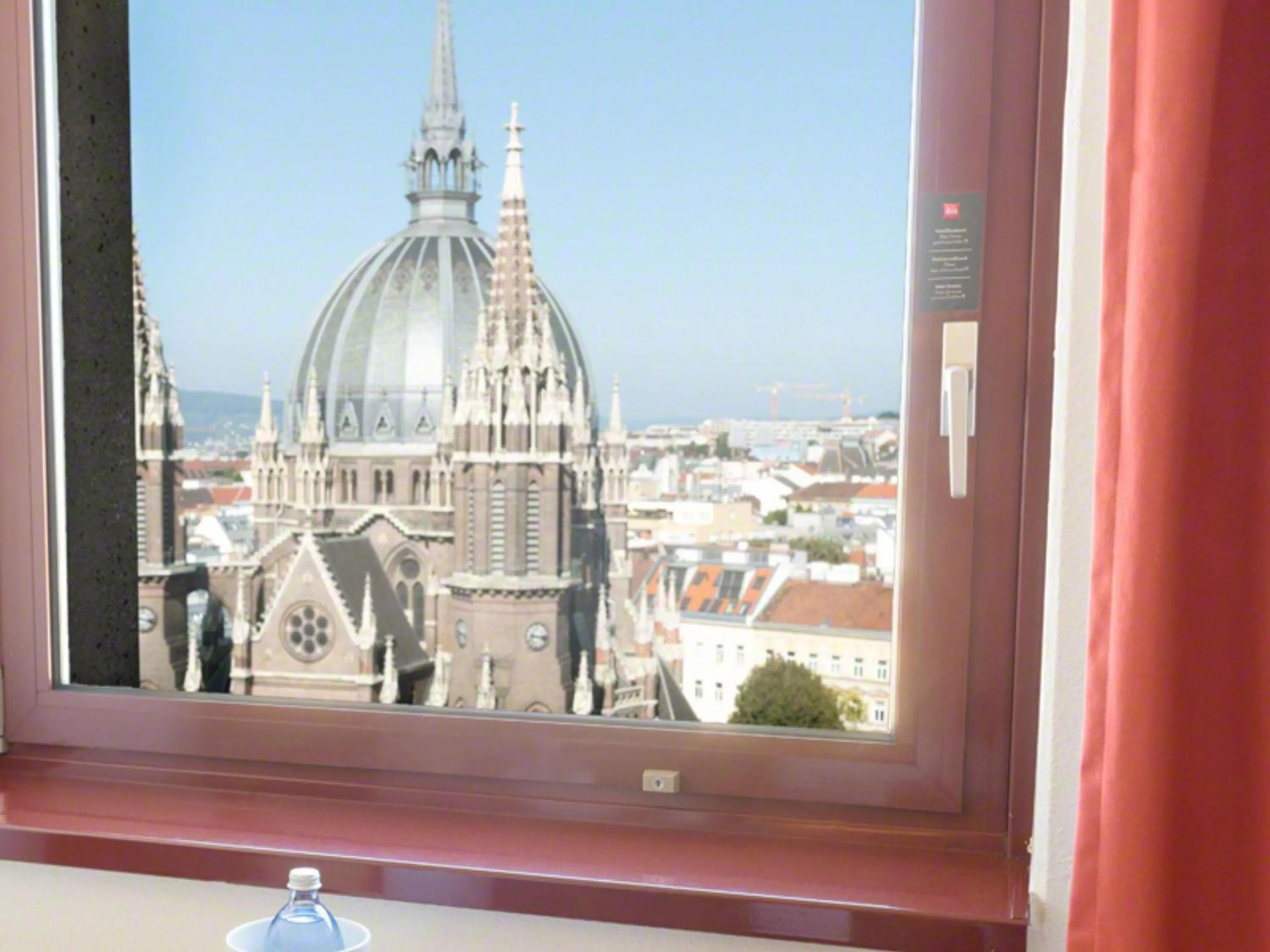 Bedroom in Ibis Wien Mariahilf