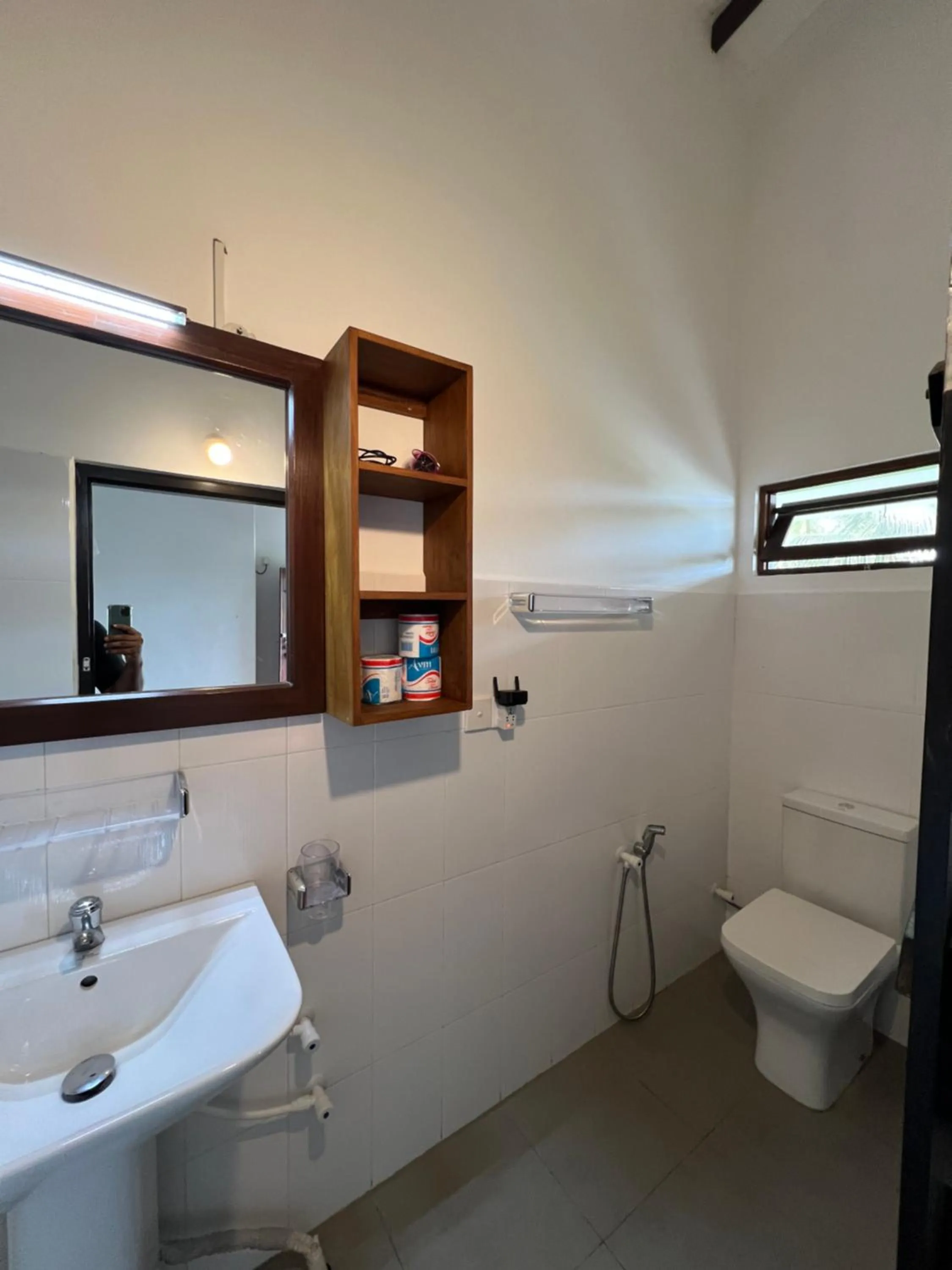 Bathroom in Sailors' Bay