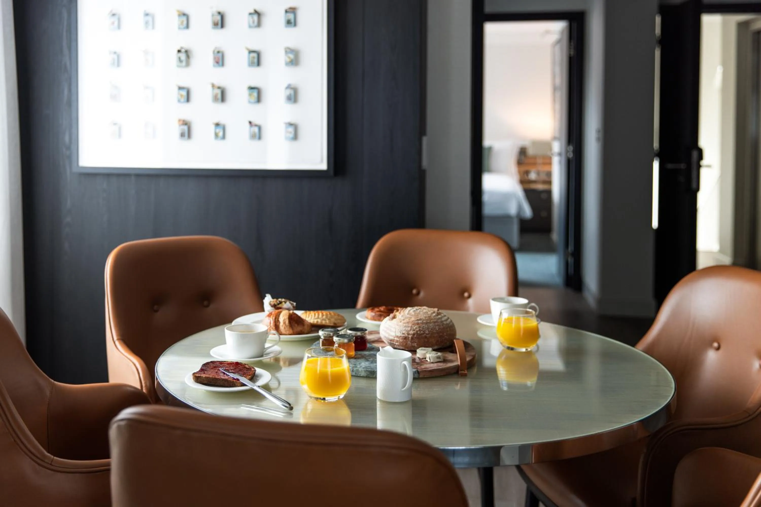 Dining area in 15 Basil Street Knightsbridge, Luxury Serviced Apartments