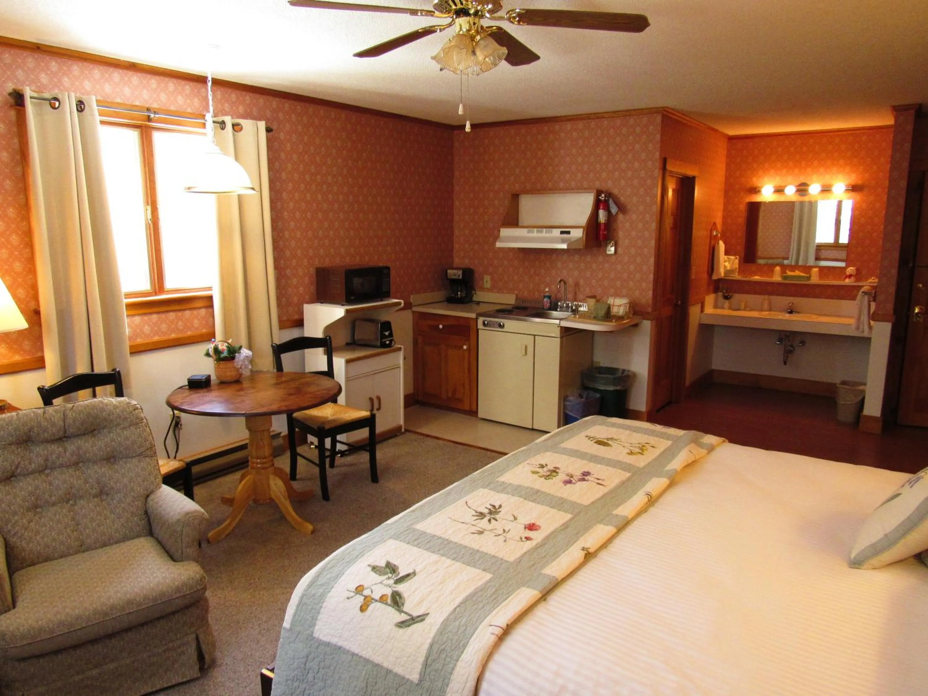 Bed in Carlson's Lodge