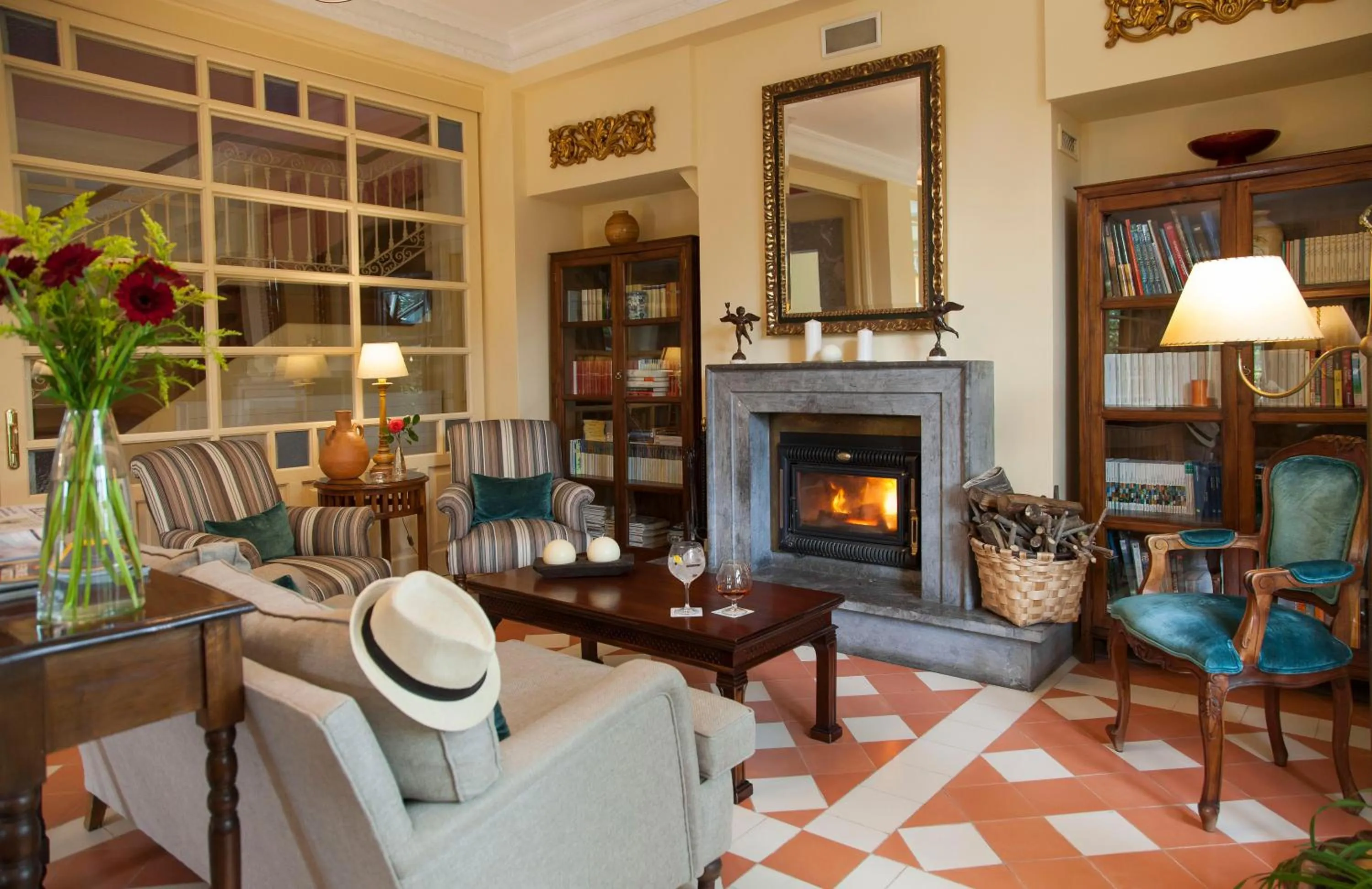 Library in Apartamentos Casona de la Paca