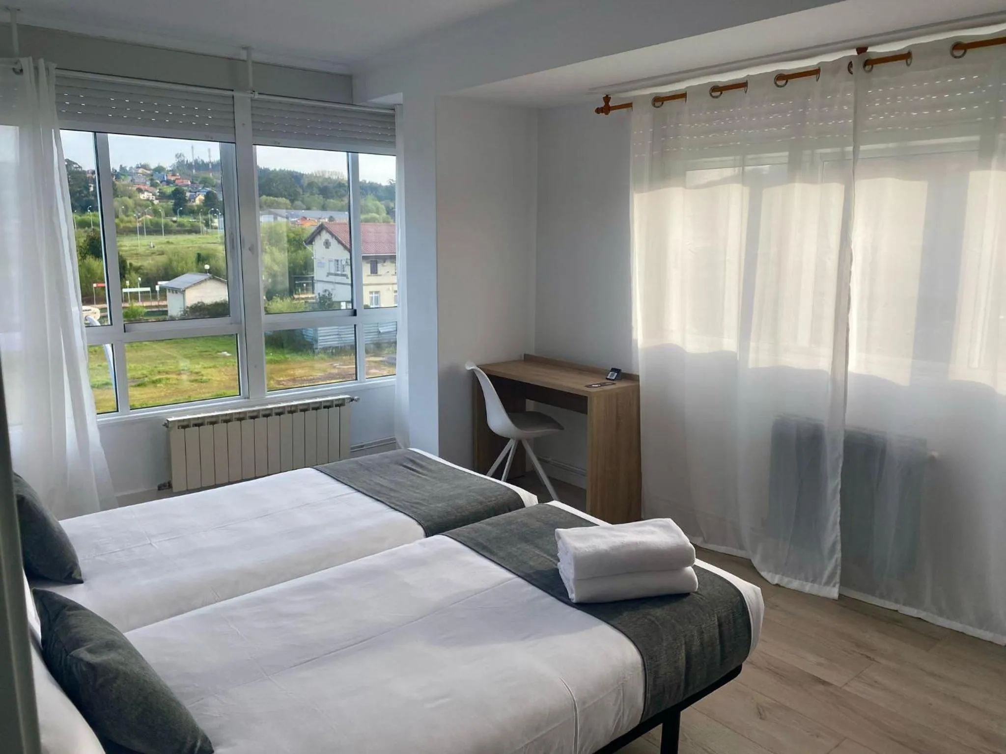 Mountain view, Bed in Hotel Alda Narón