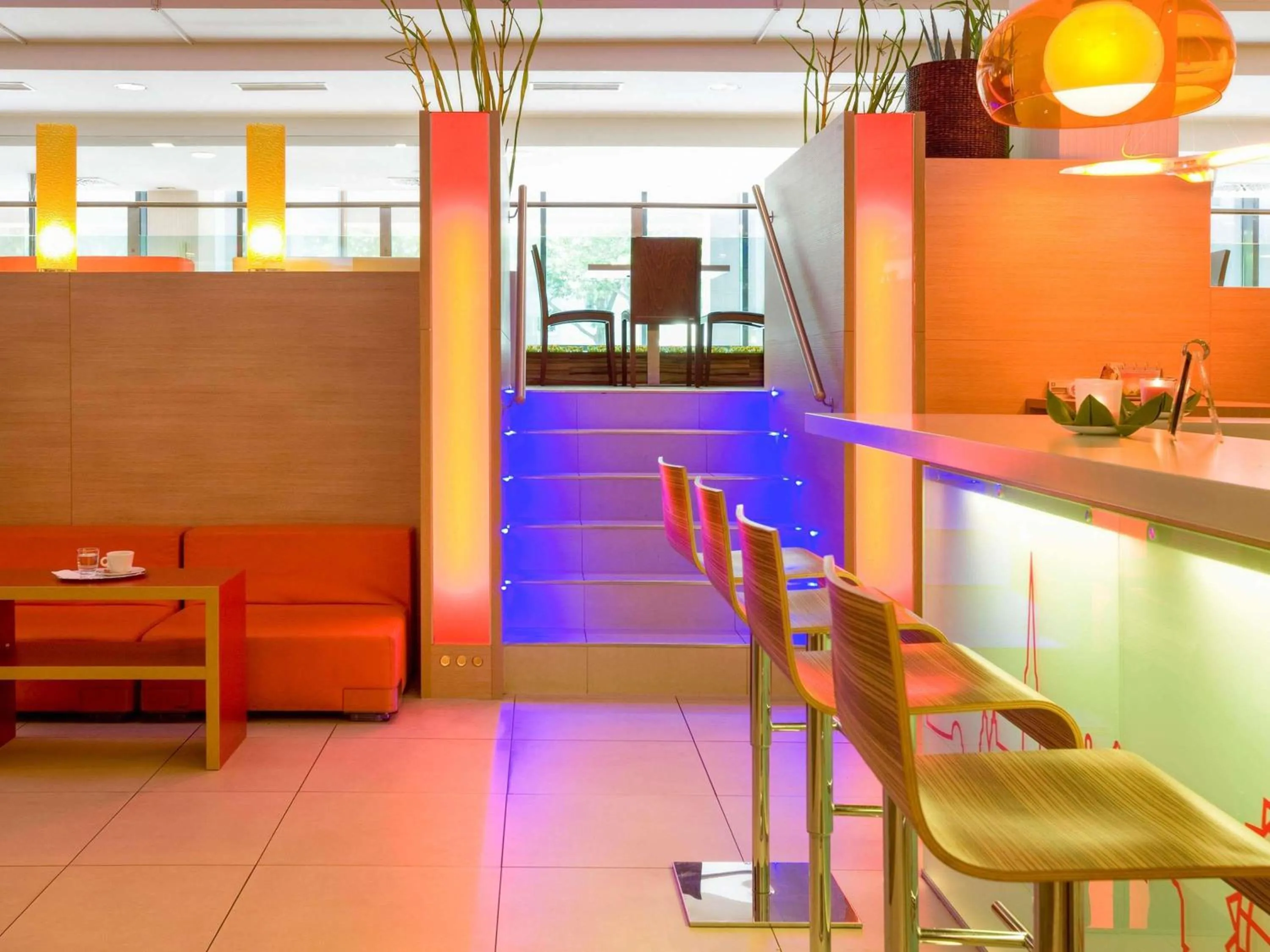 Lounge or bar in Ibis Wien Messe