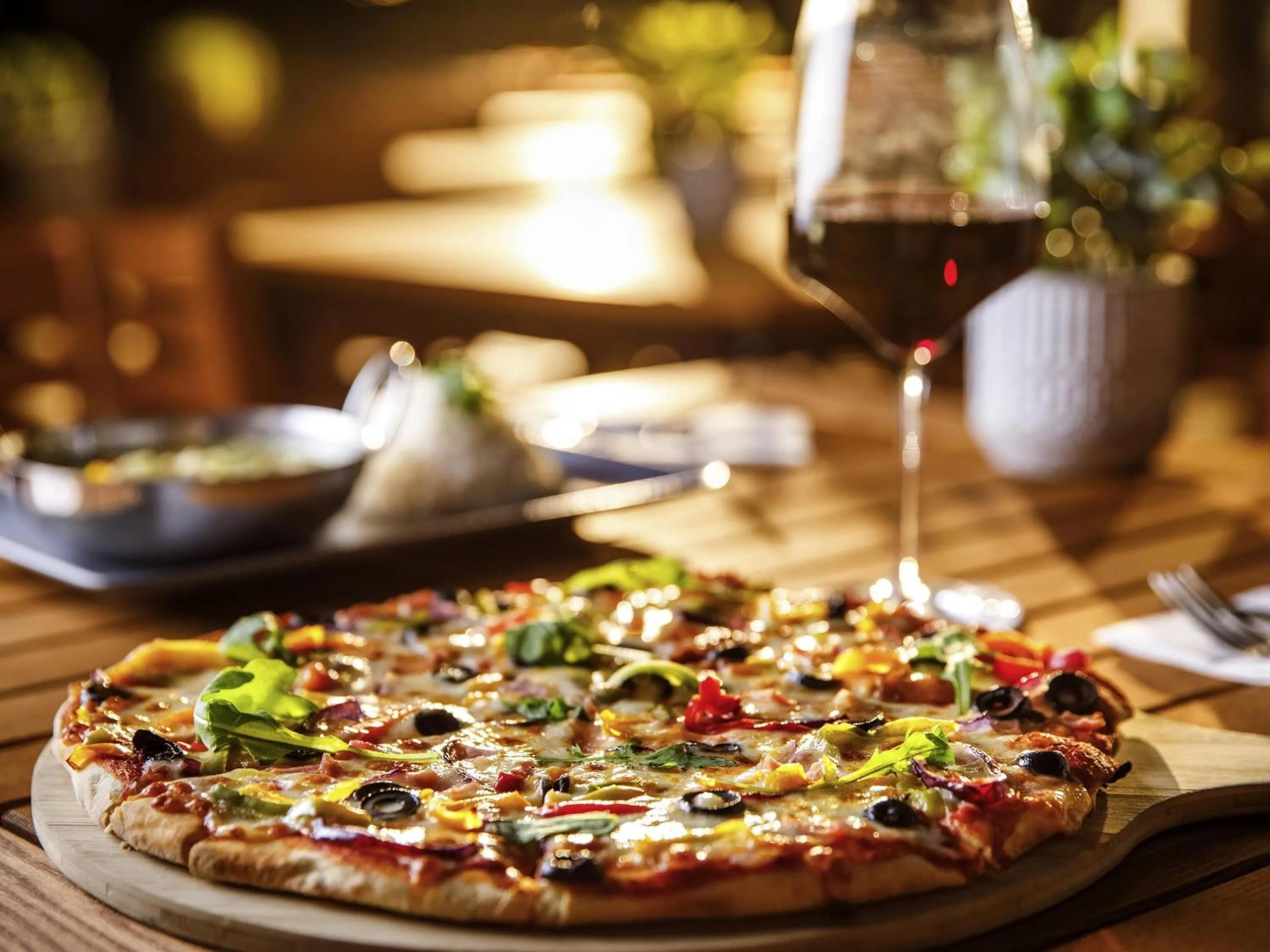 Lounge or bar in ibis Bristol Centre