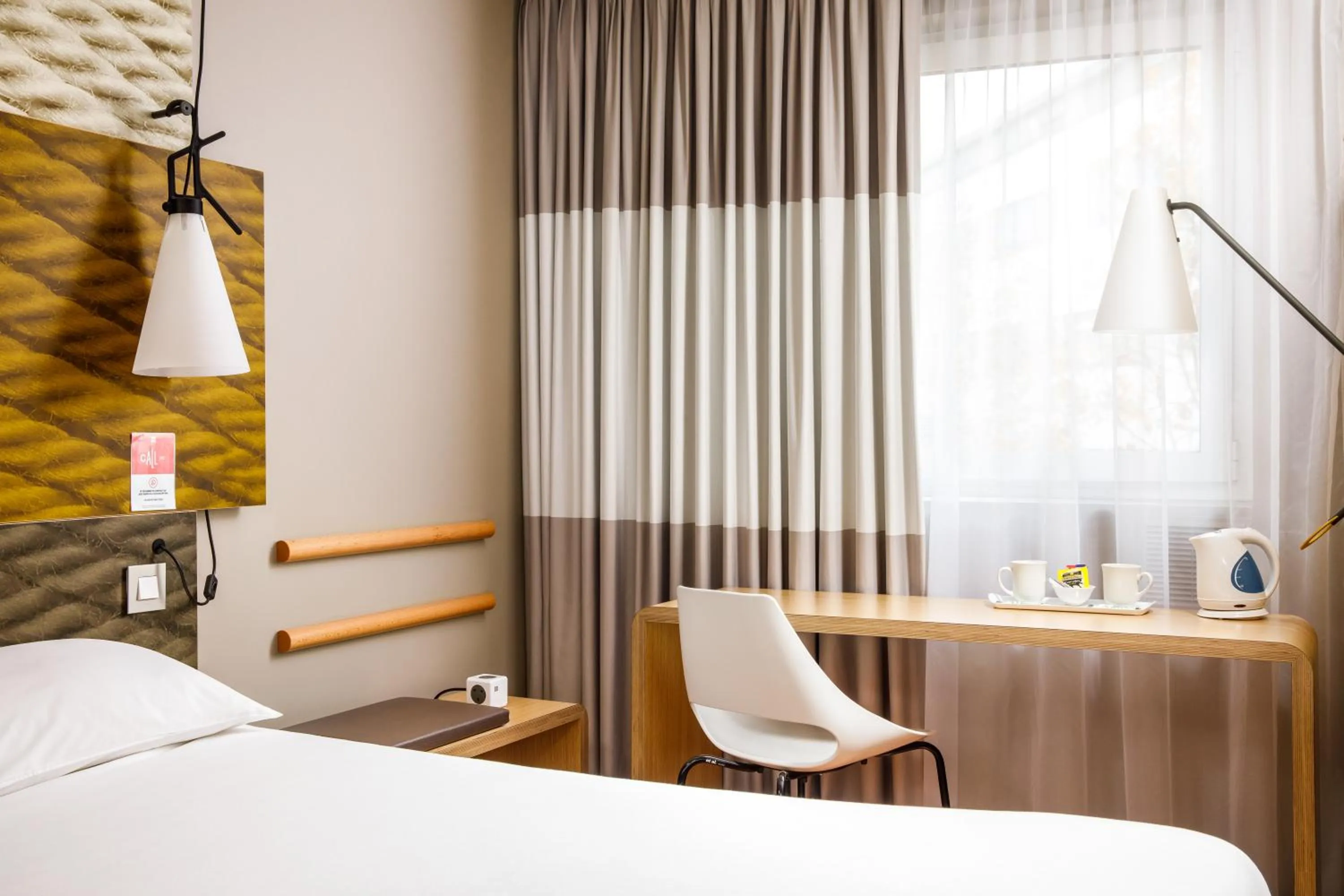 Coffee/tea facilities, Bed in ibis Bristol Centre