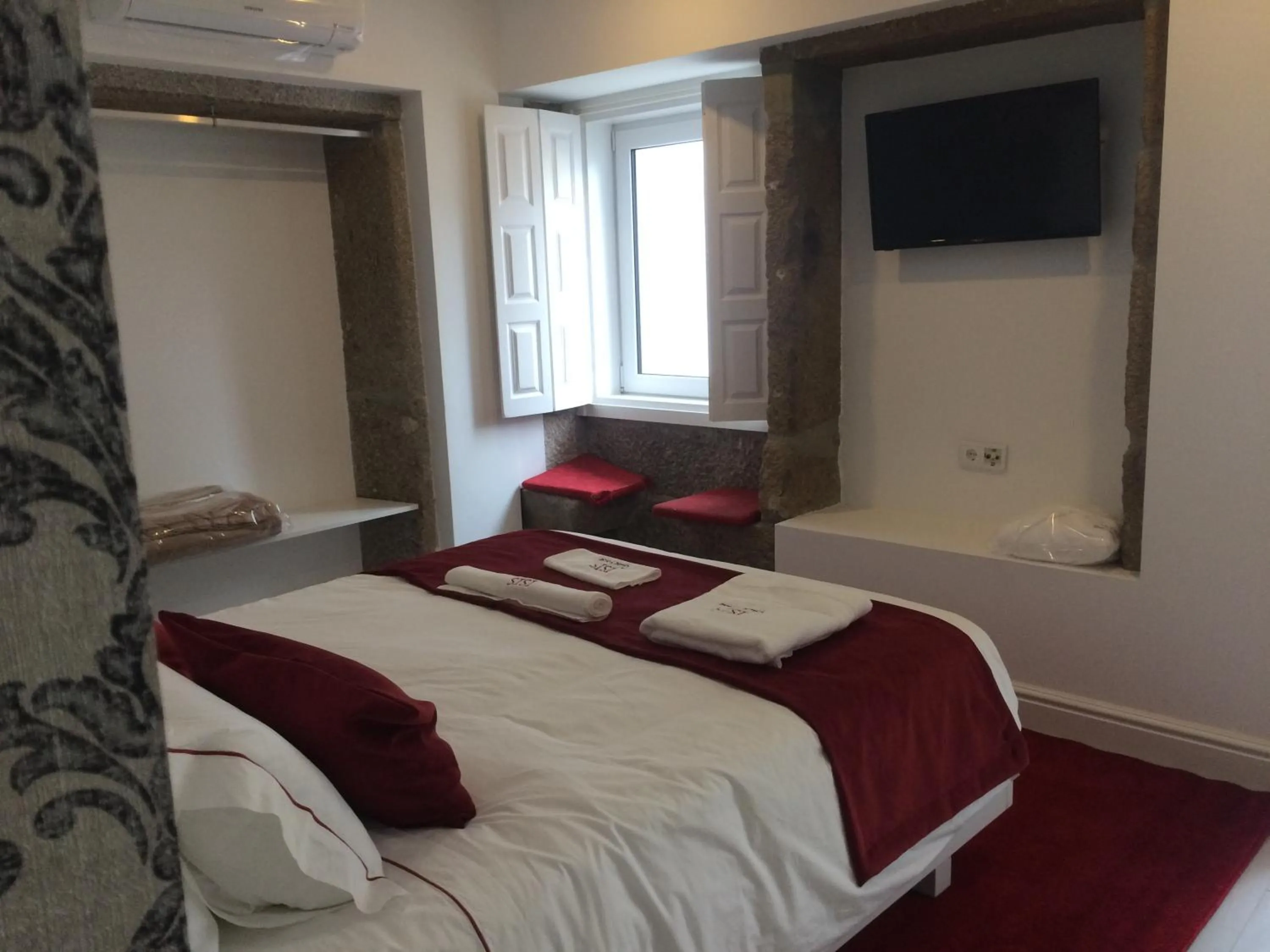 Bed in ÍSIS Guest House