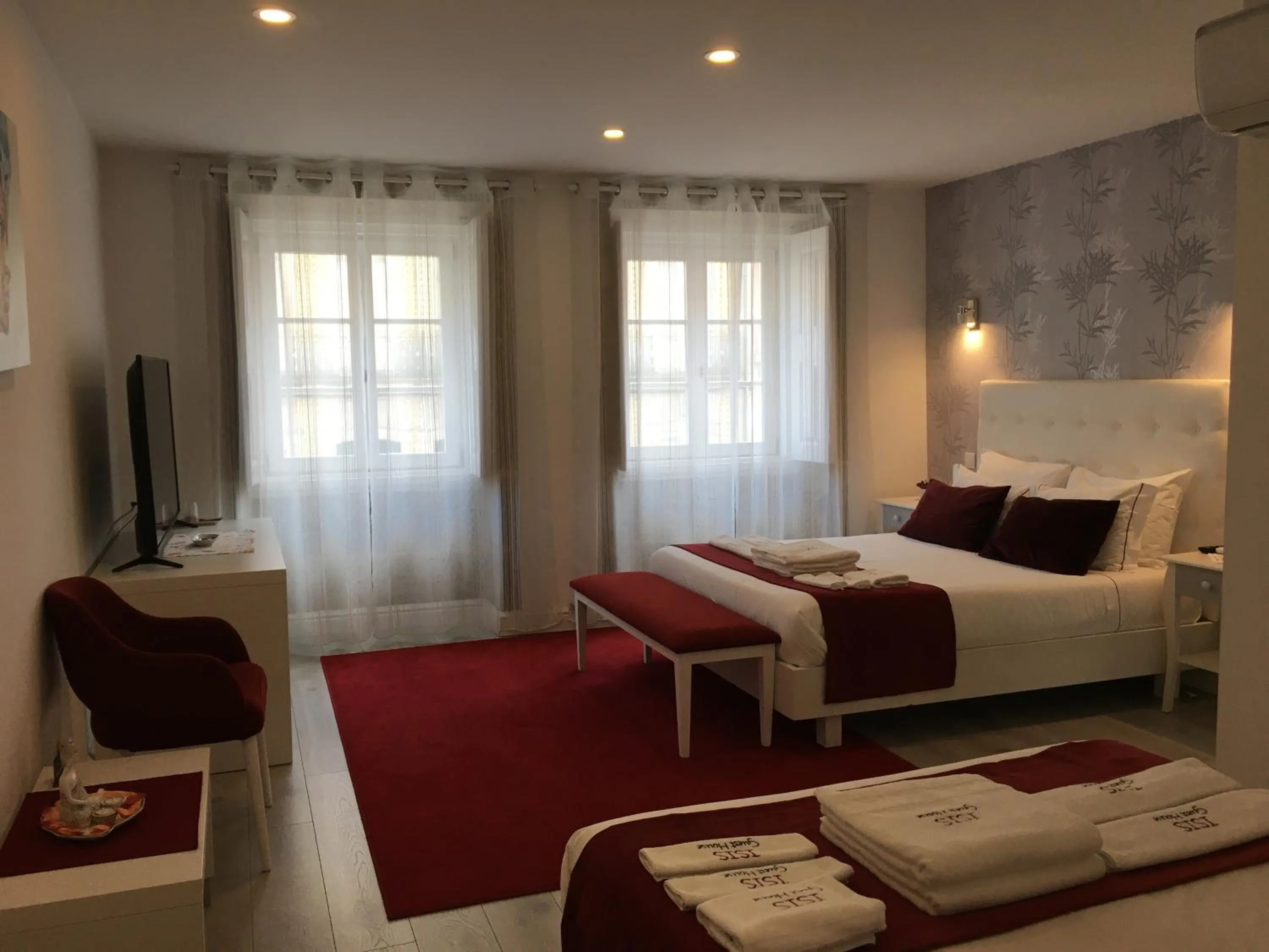 Bed in ÍSIS Guest House