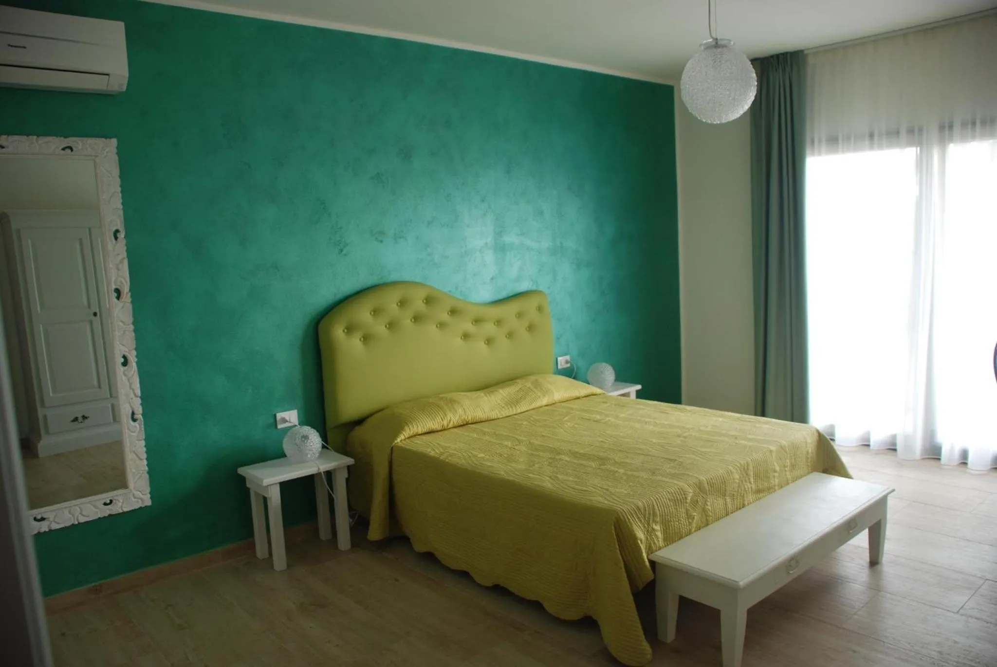 Day, Bed in La Rosa dei Venti Resort