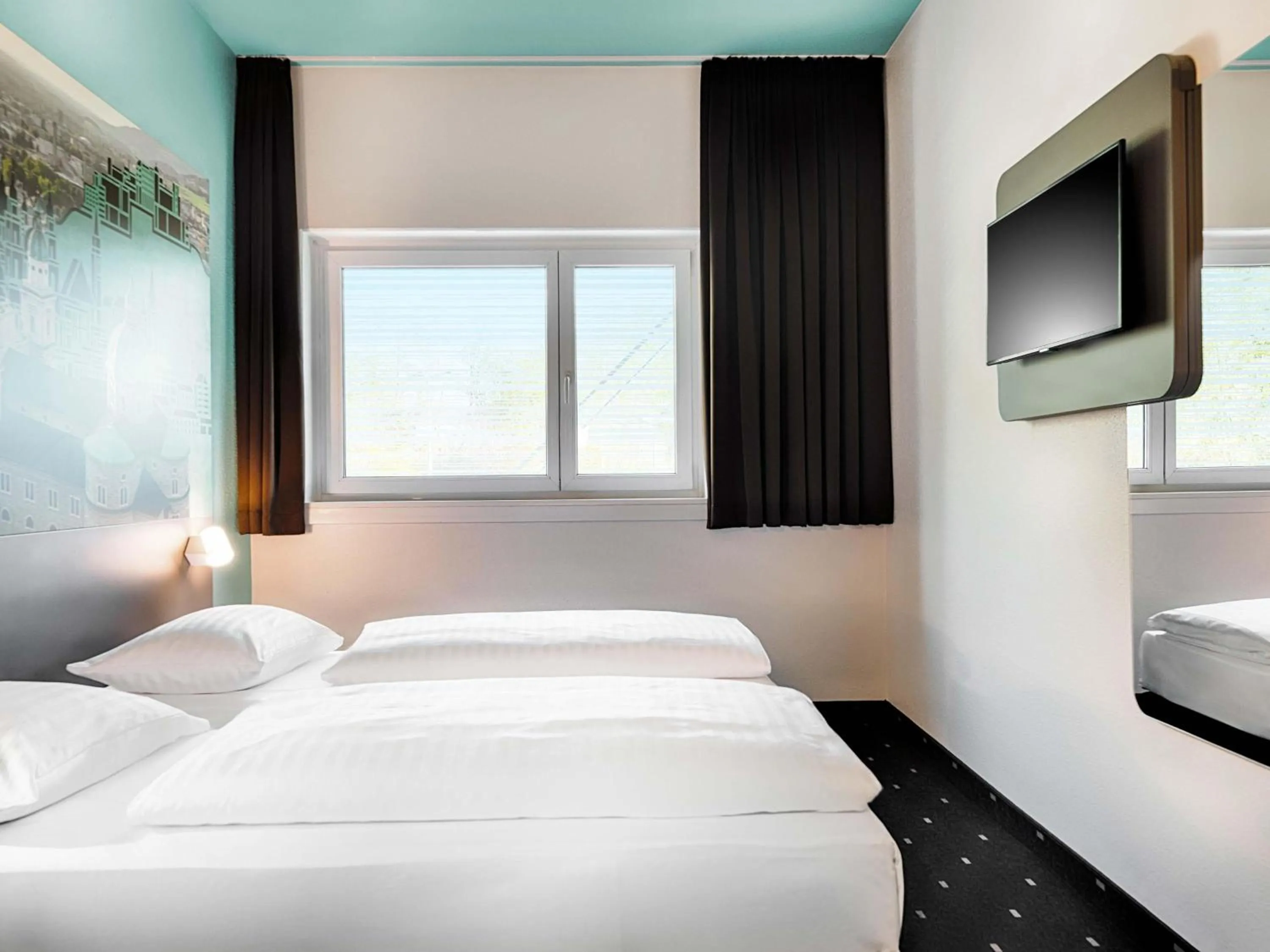 Photo of the whole room, Bed in B&B Hotel Salzburg-Nord