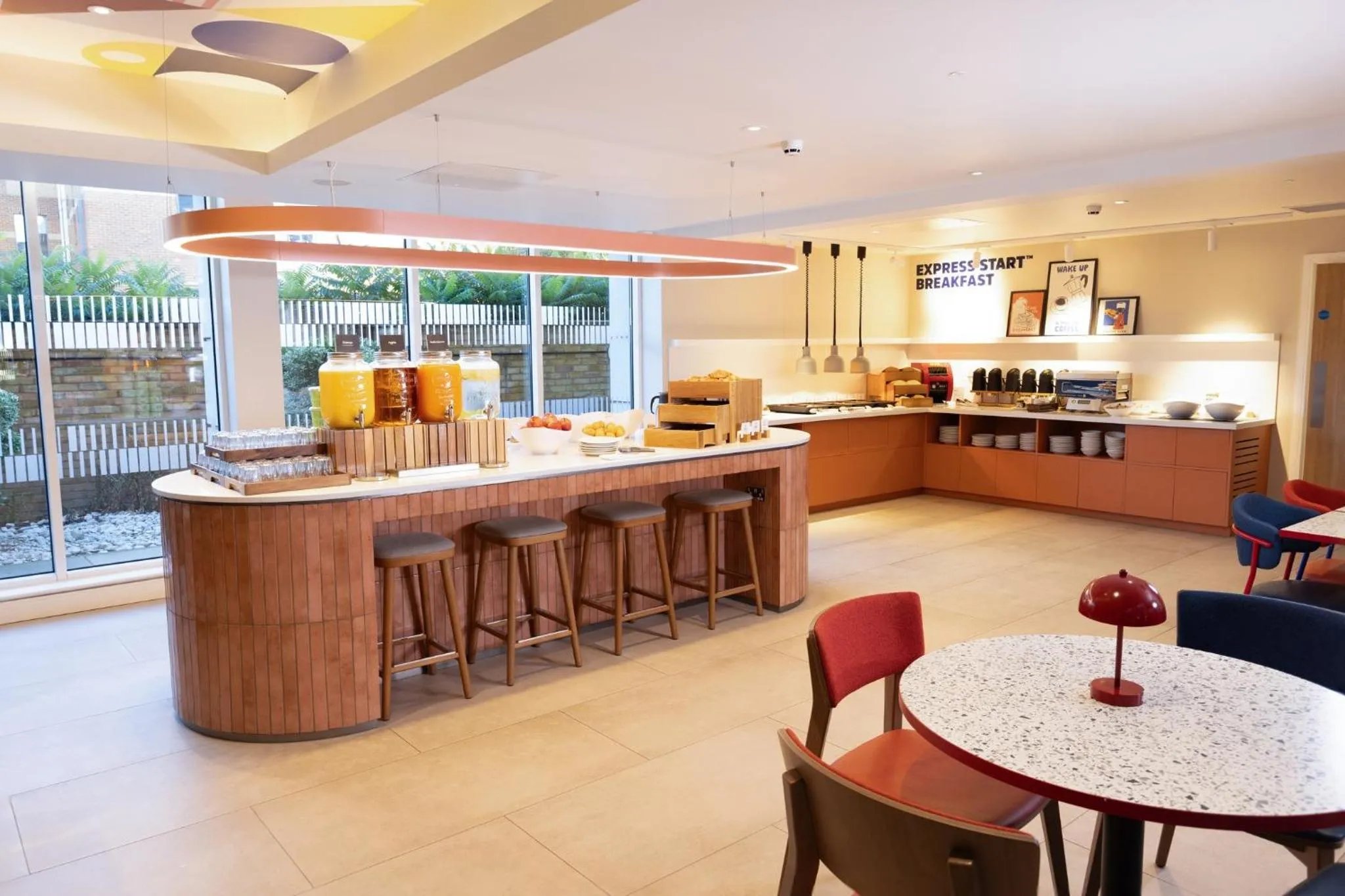 Breakfast in Holiday Inn Express Windsor by IHG