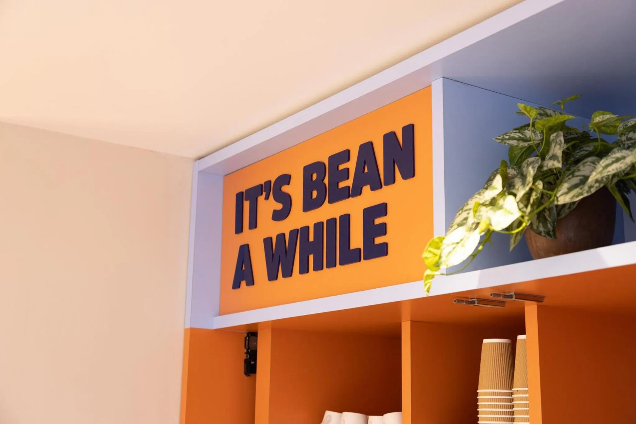 Breakfast in Holiday Inn Express Windsor by IHG