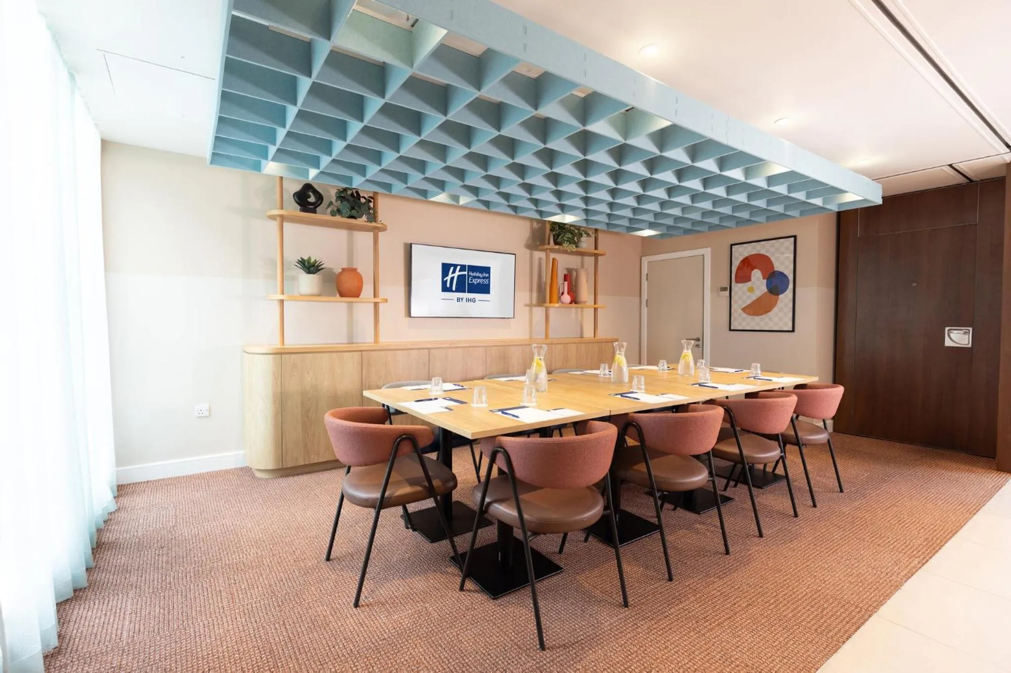 Meeting/conference room in Holiday Inn Express Windsor by IHG