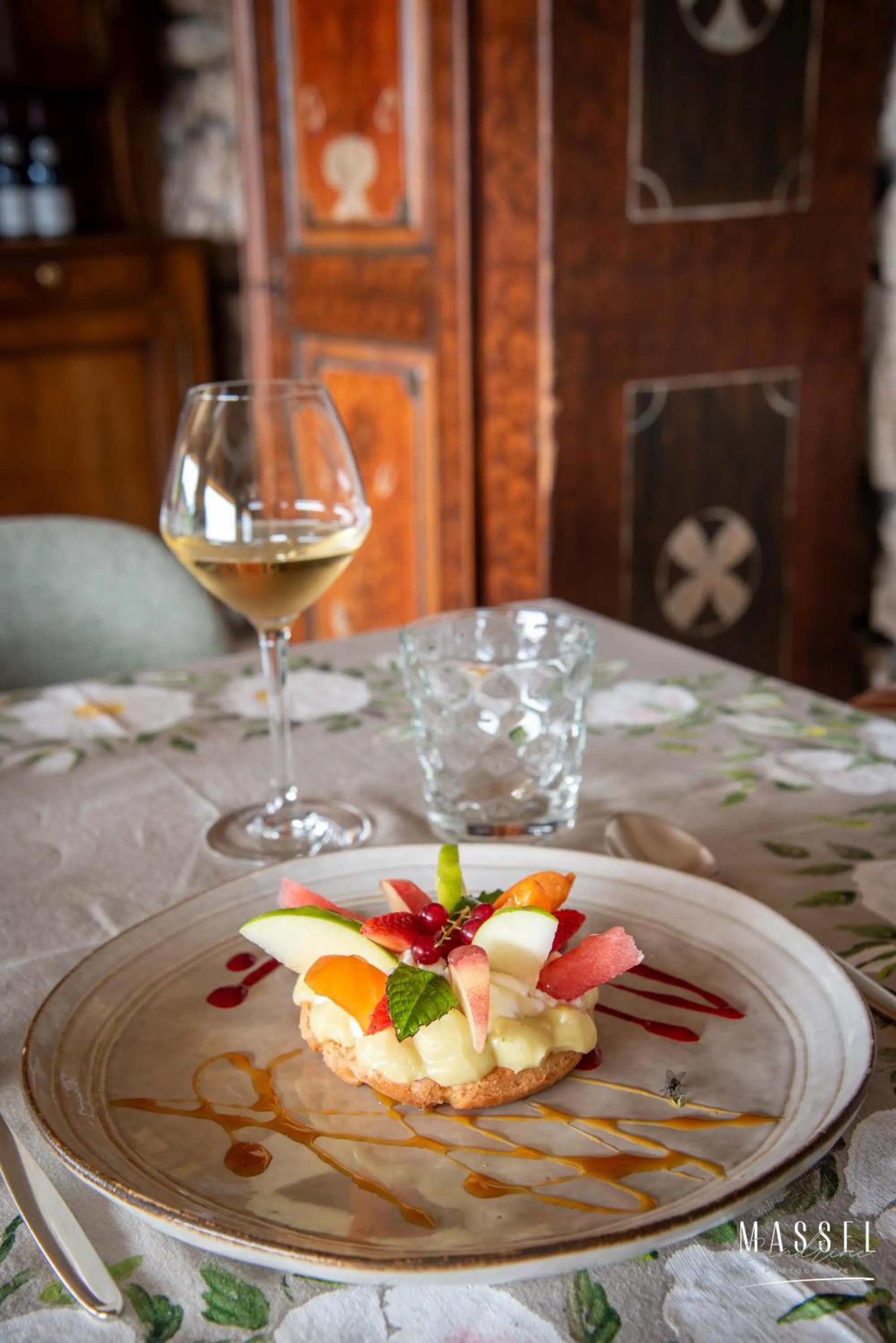 Restaurant/places to eat in Le Chamois d'Or