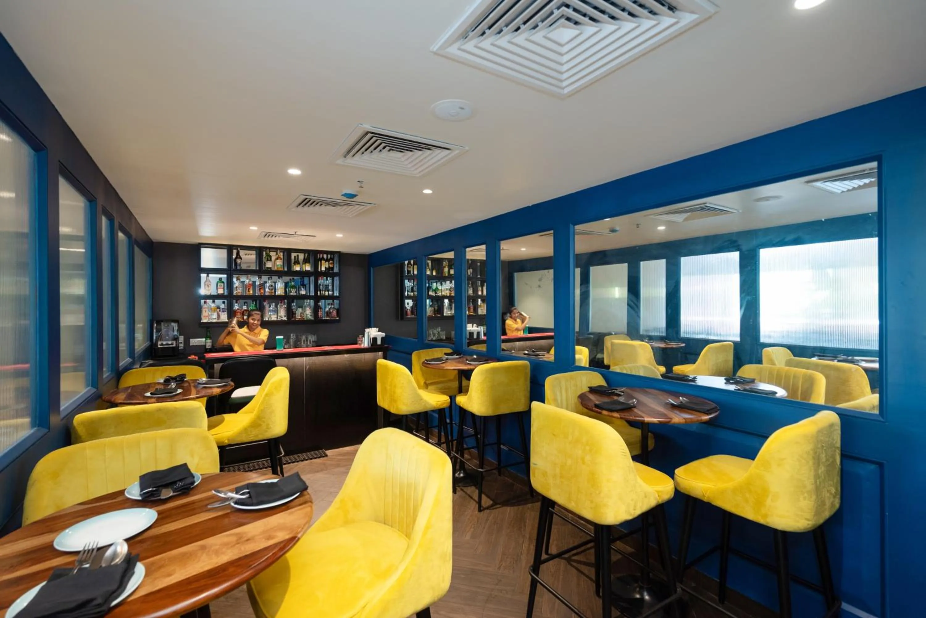 Restaurant/places to eat in The Lagoona Resort