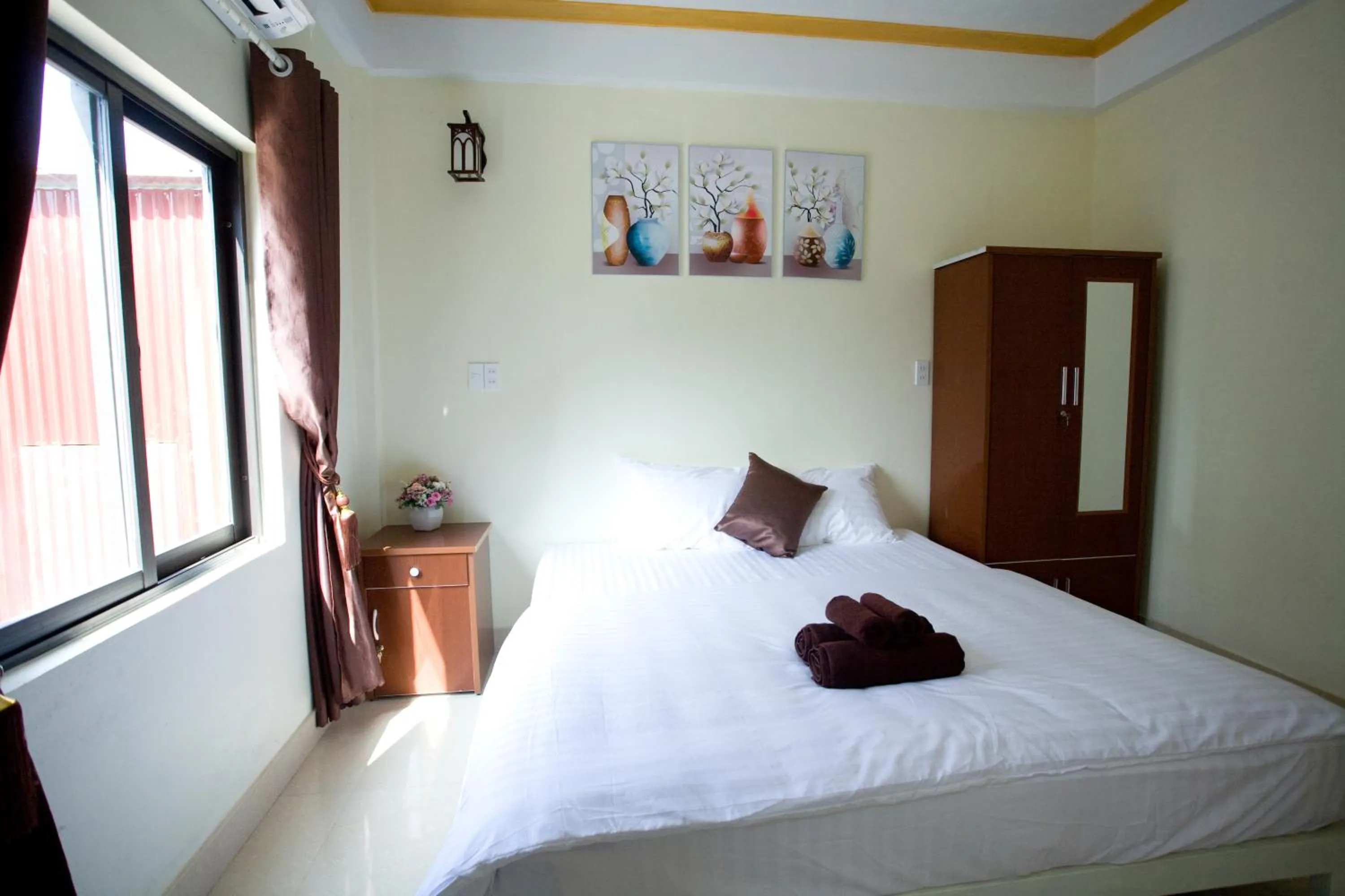 Bed in Golden Forest Homestay