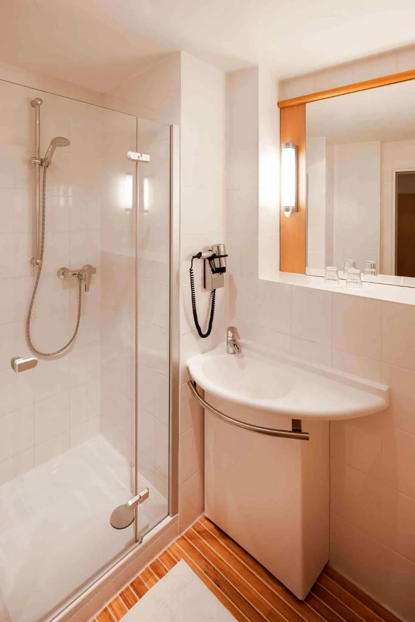 Bathroom in ibis Hotel Nürnberg Altstadt