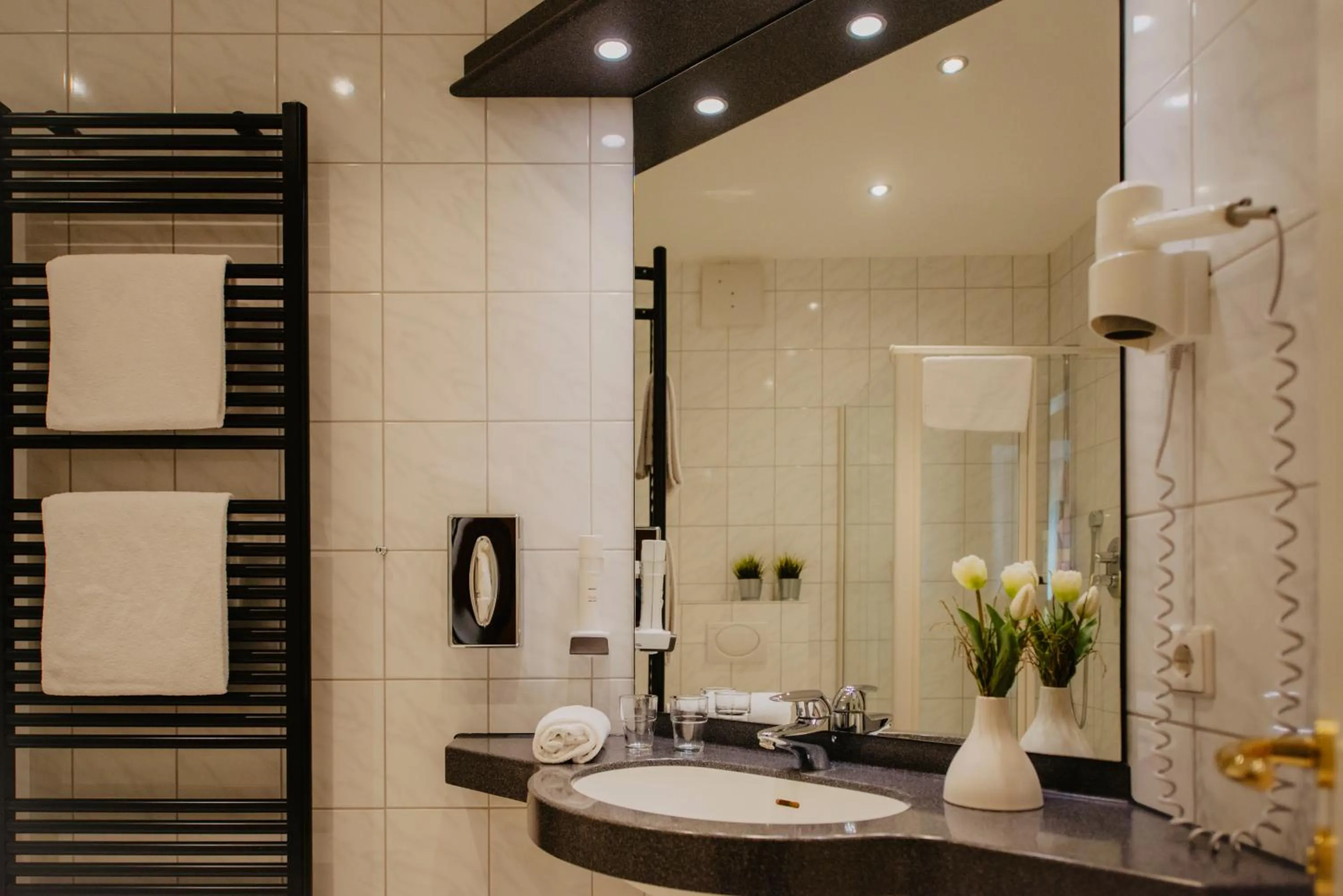 Bathroom in Hotel-Restaurant Haselhoff