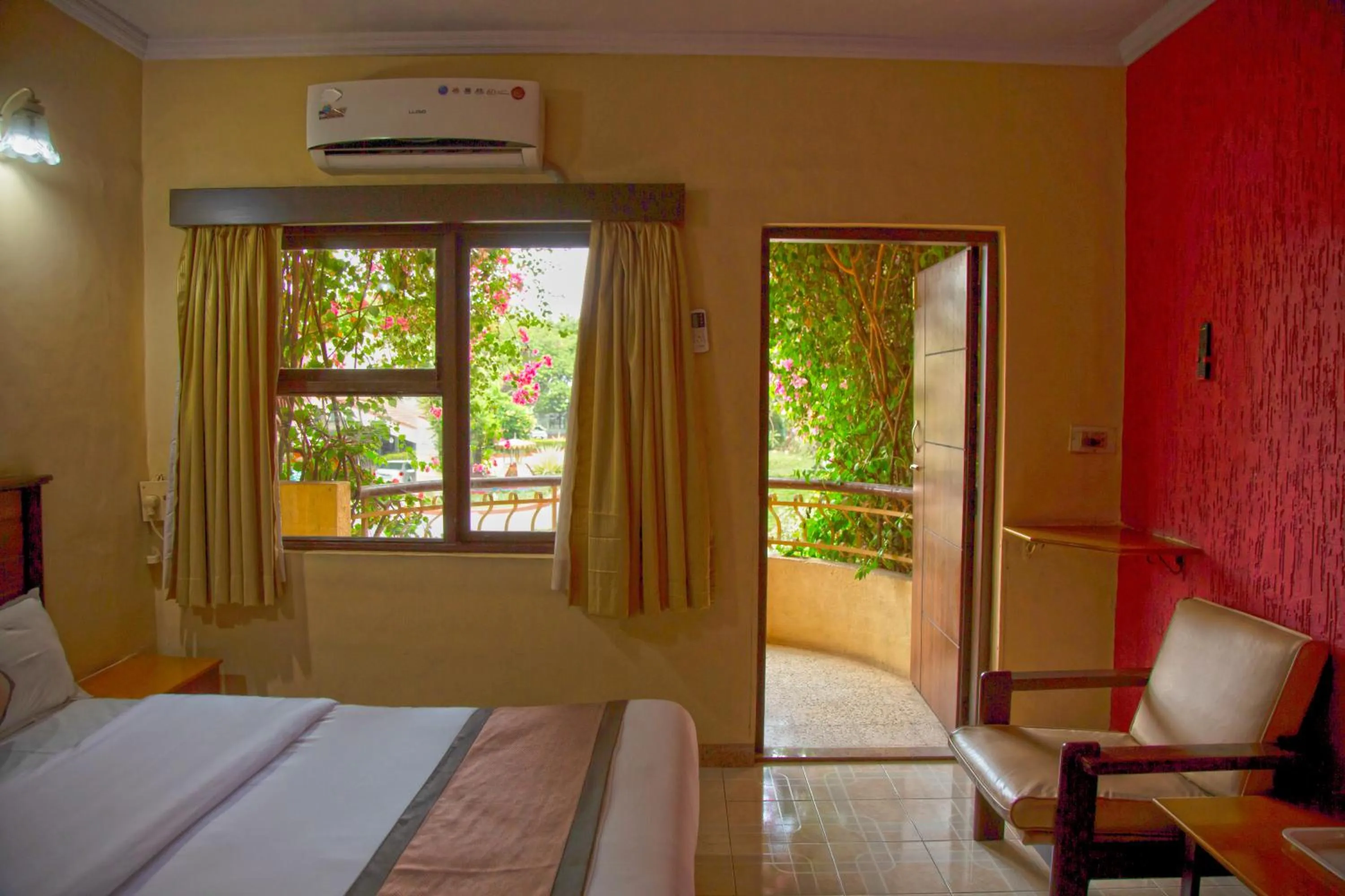 View (from property/room), Bed in Hotel Sai leela - Shirdi
