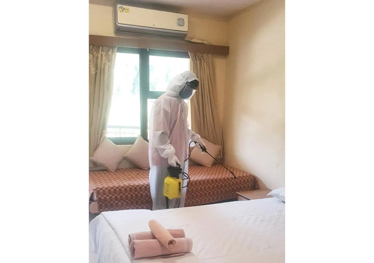 Staff, Bed in Hotel Sai leela - Shirdi