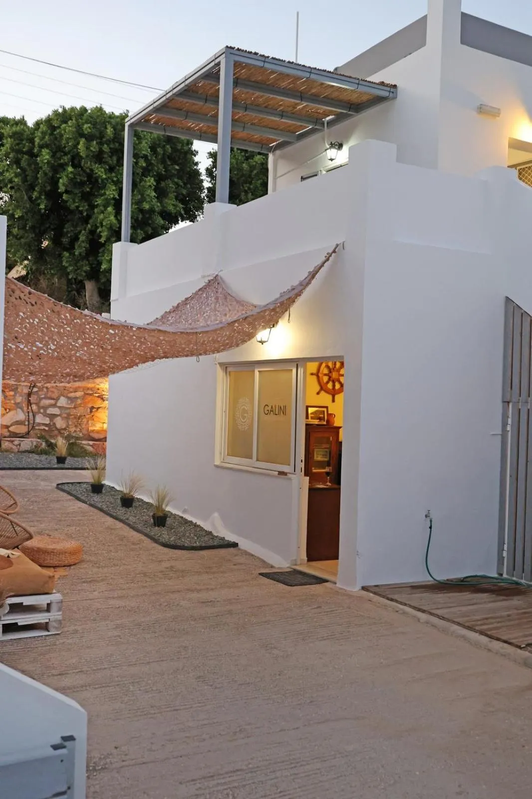 Property building in Galini Rooms & Apartments