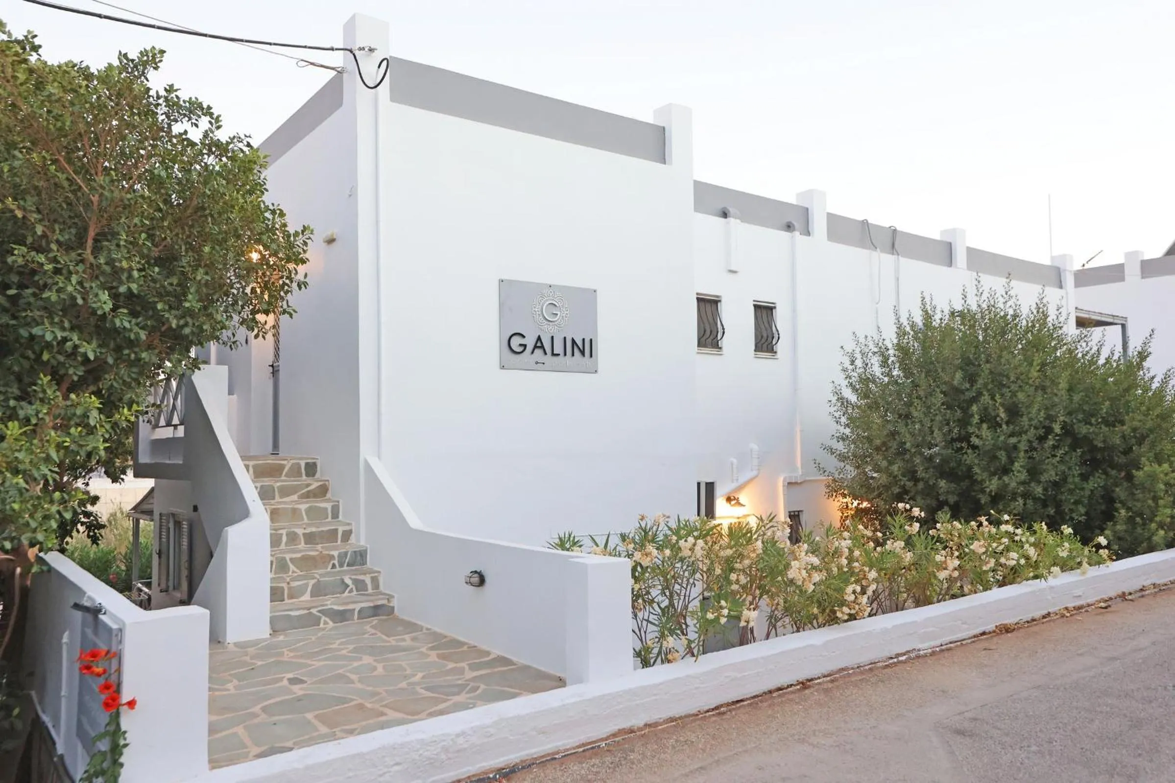 Property building in Galini Rooms & Apartments
