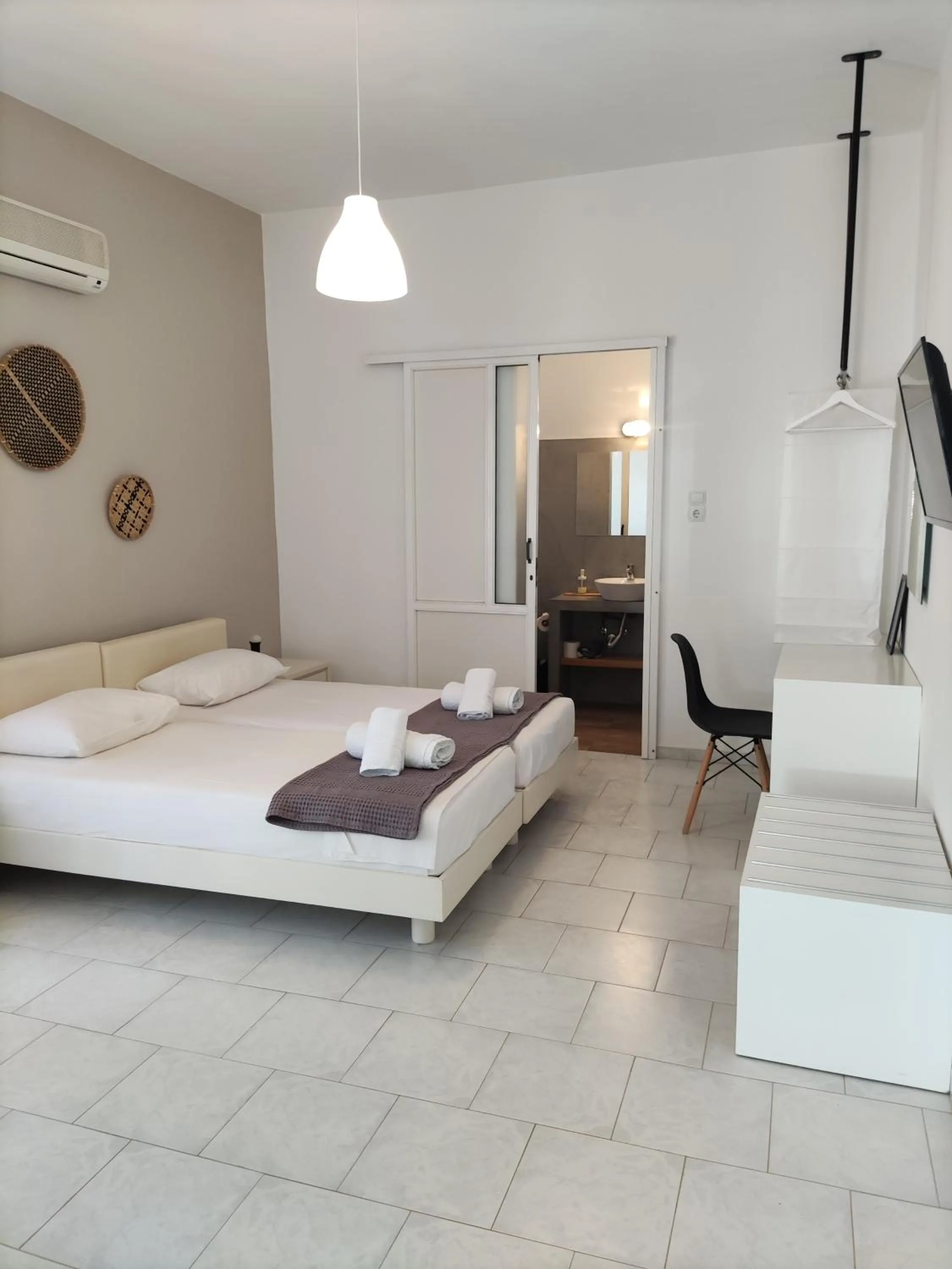 Bedroom in Galini Rooms & Apartments