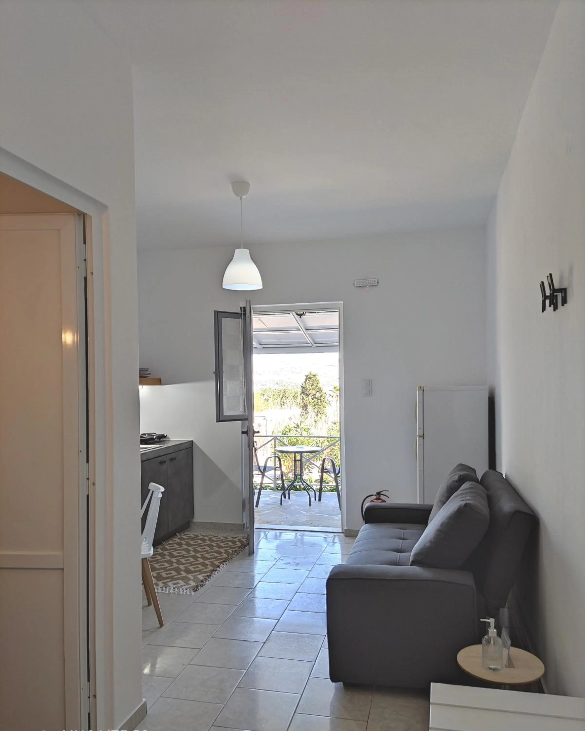 Living room in Galini Rooms & Apartments