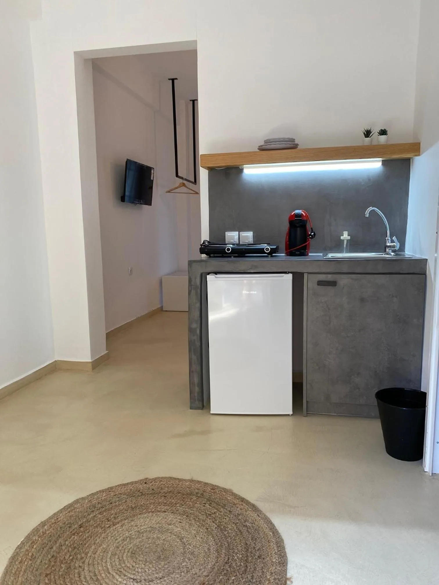 Kitchen or kitchenette in Galini Rooms & Apartments