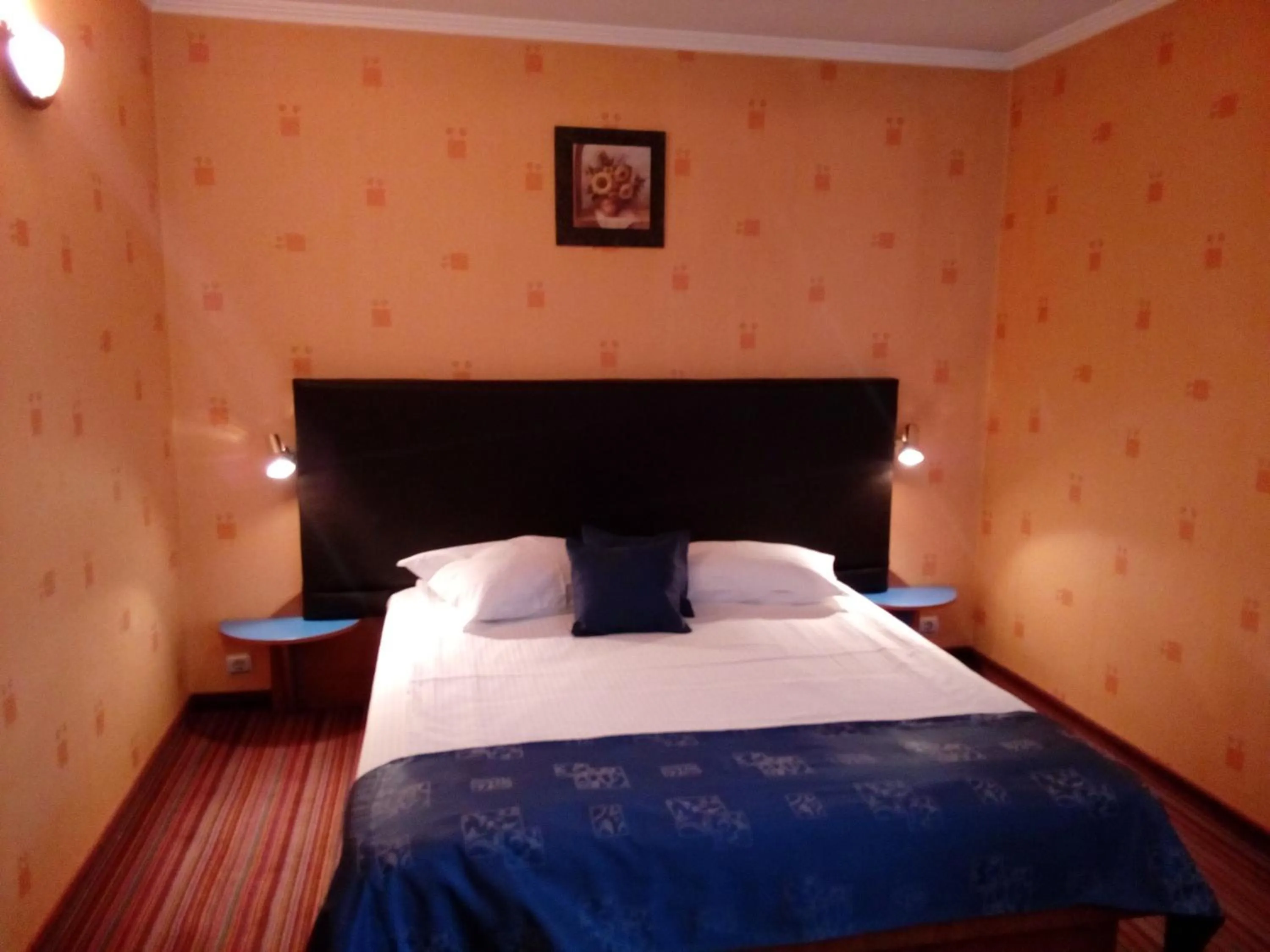 Bed in Family Hotel Yagoda88