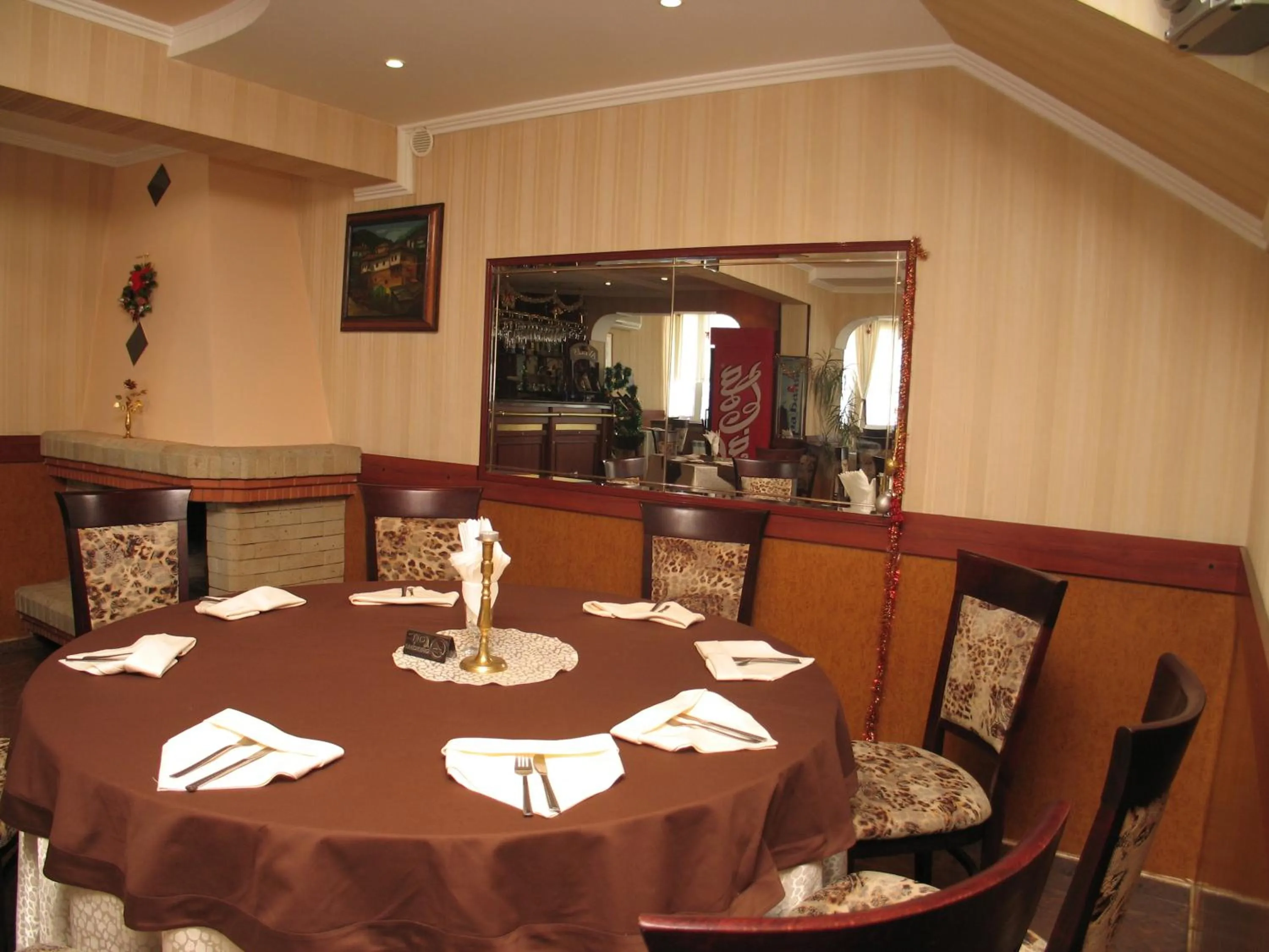 Restaurant/places to eat in Family Hotel Yagoda88