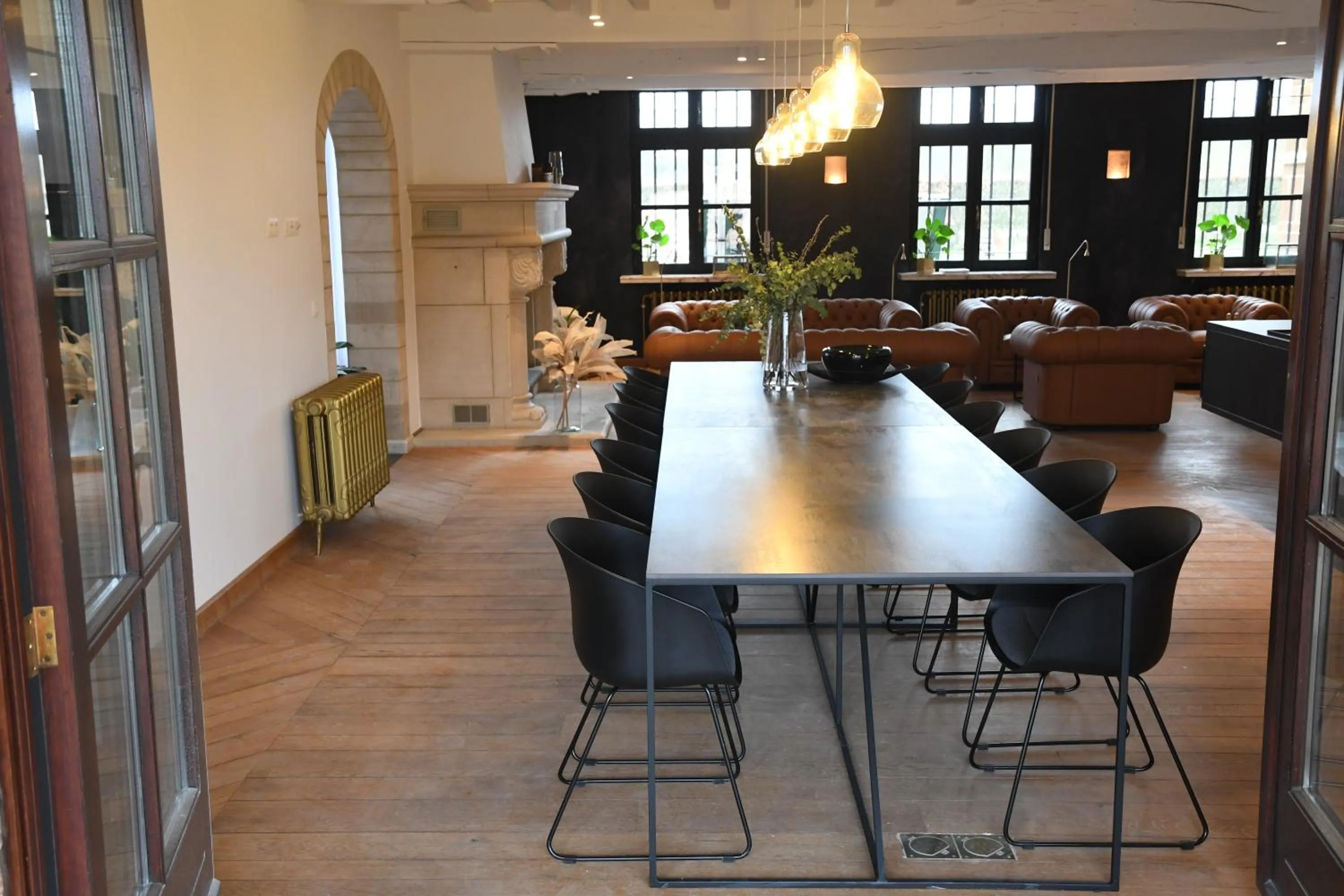 Lounge or bar in Ask Lily