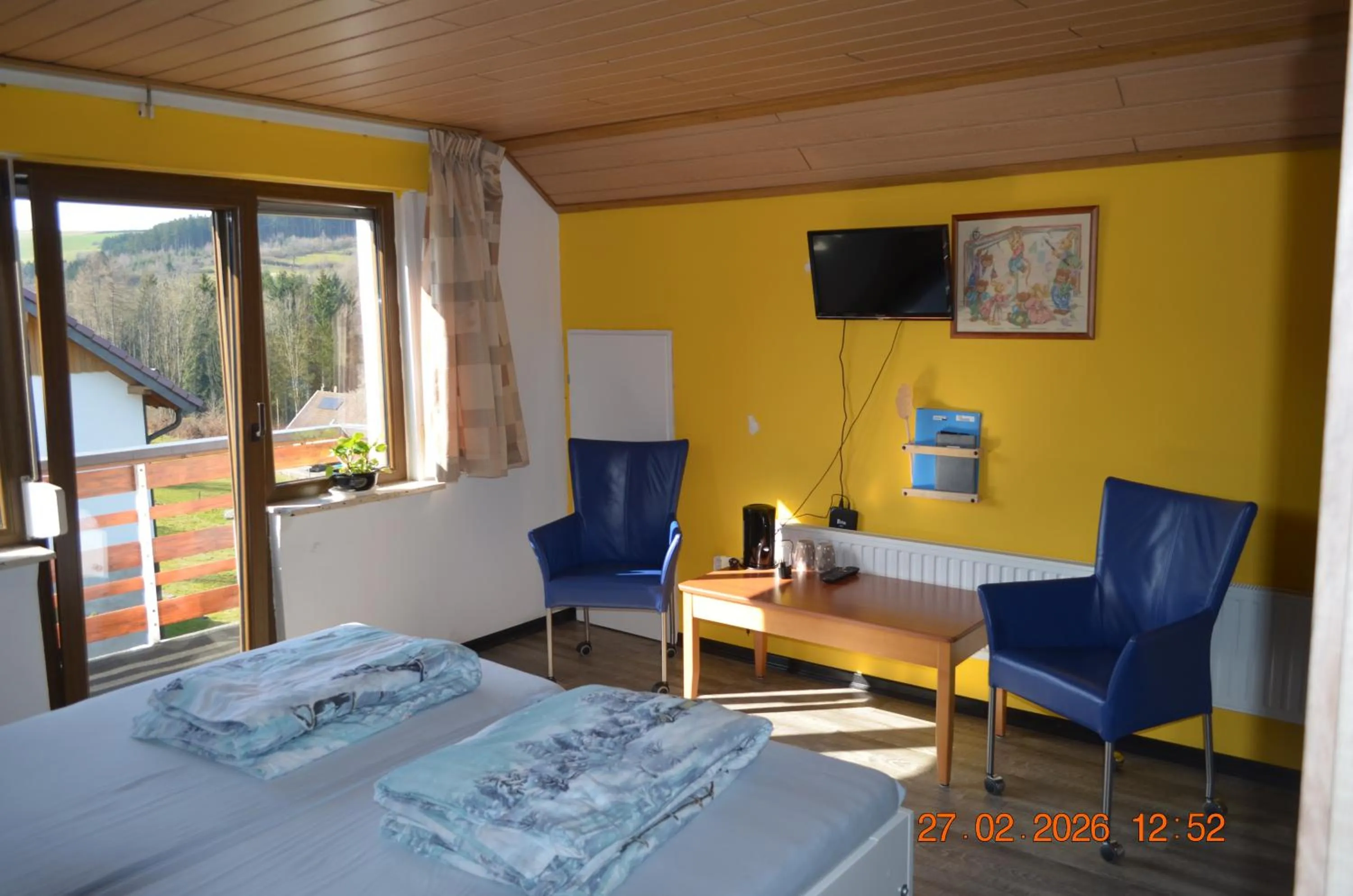 Bed in Sunrise B&B Hellenthal