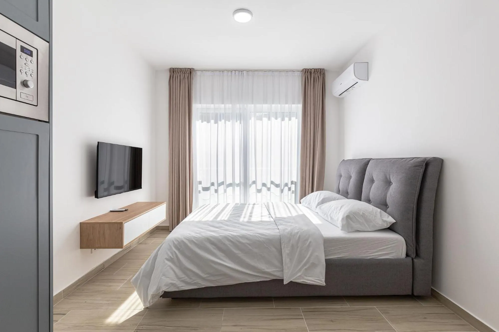 Photo of the whole room, Bed in Sunny Side Wellness Resort & Spa