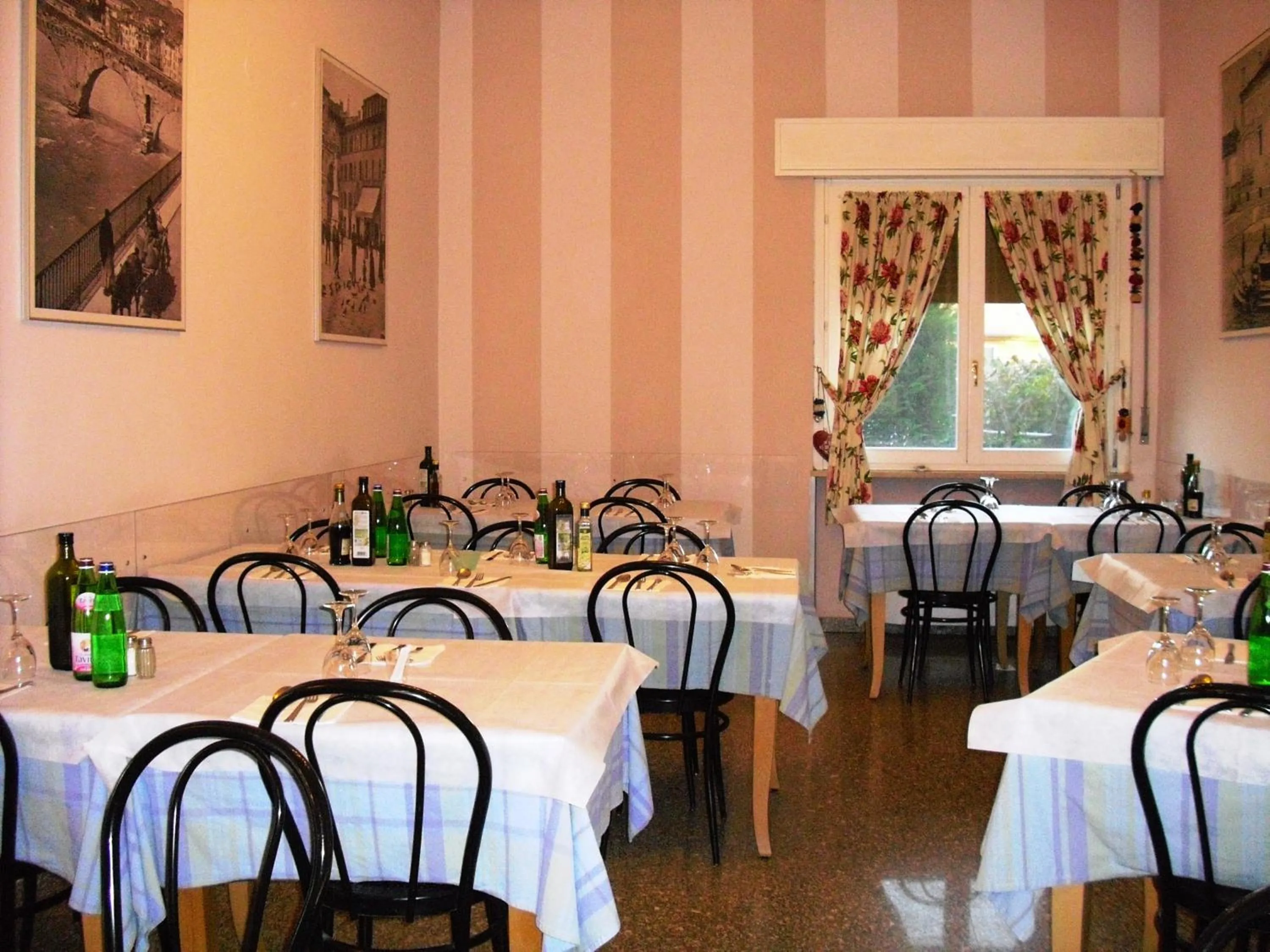 Restaurant/places to eat in Girelli Sorelle
