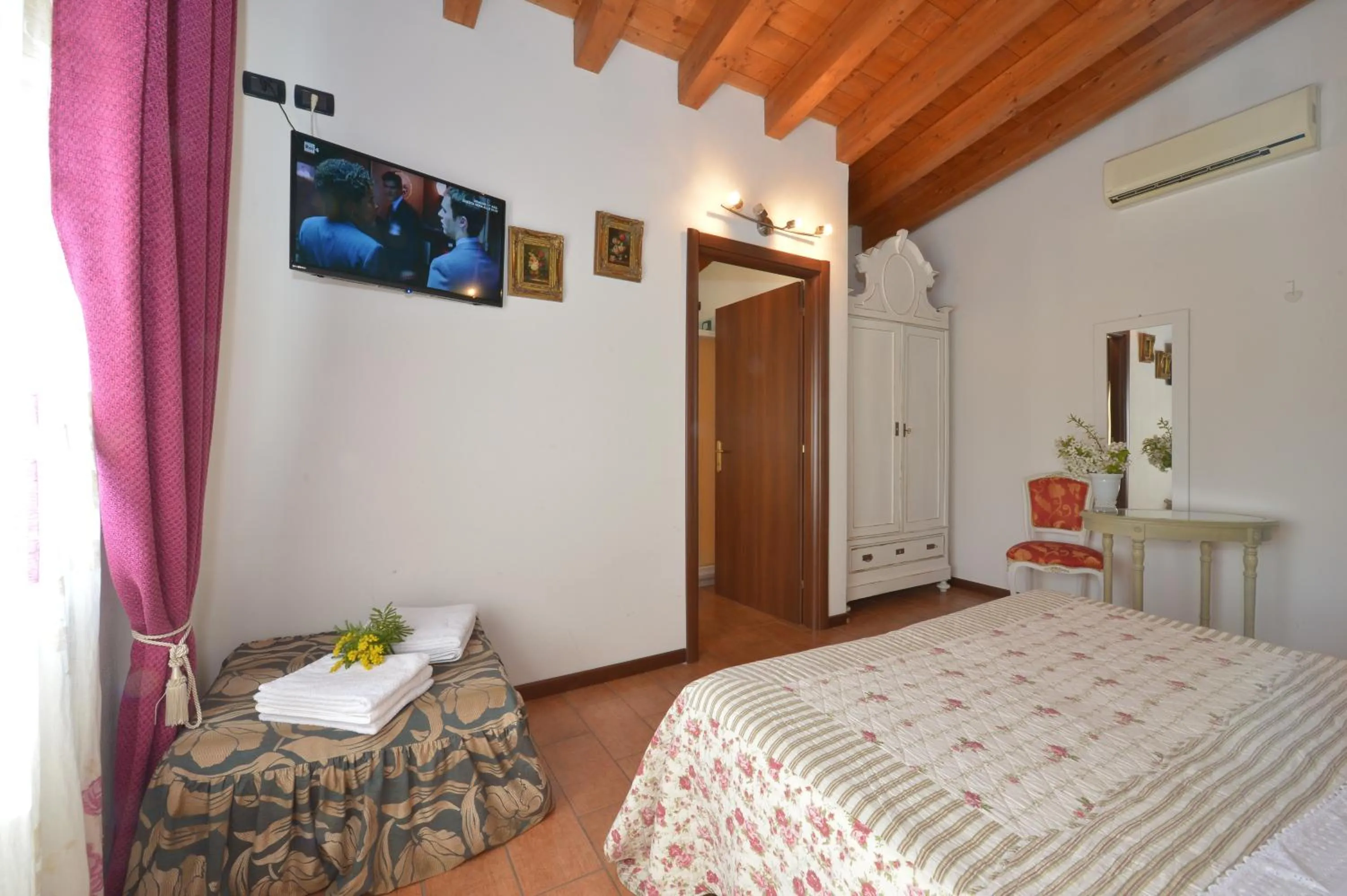 Bed in Girelli Sorelle