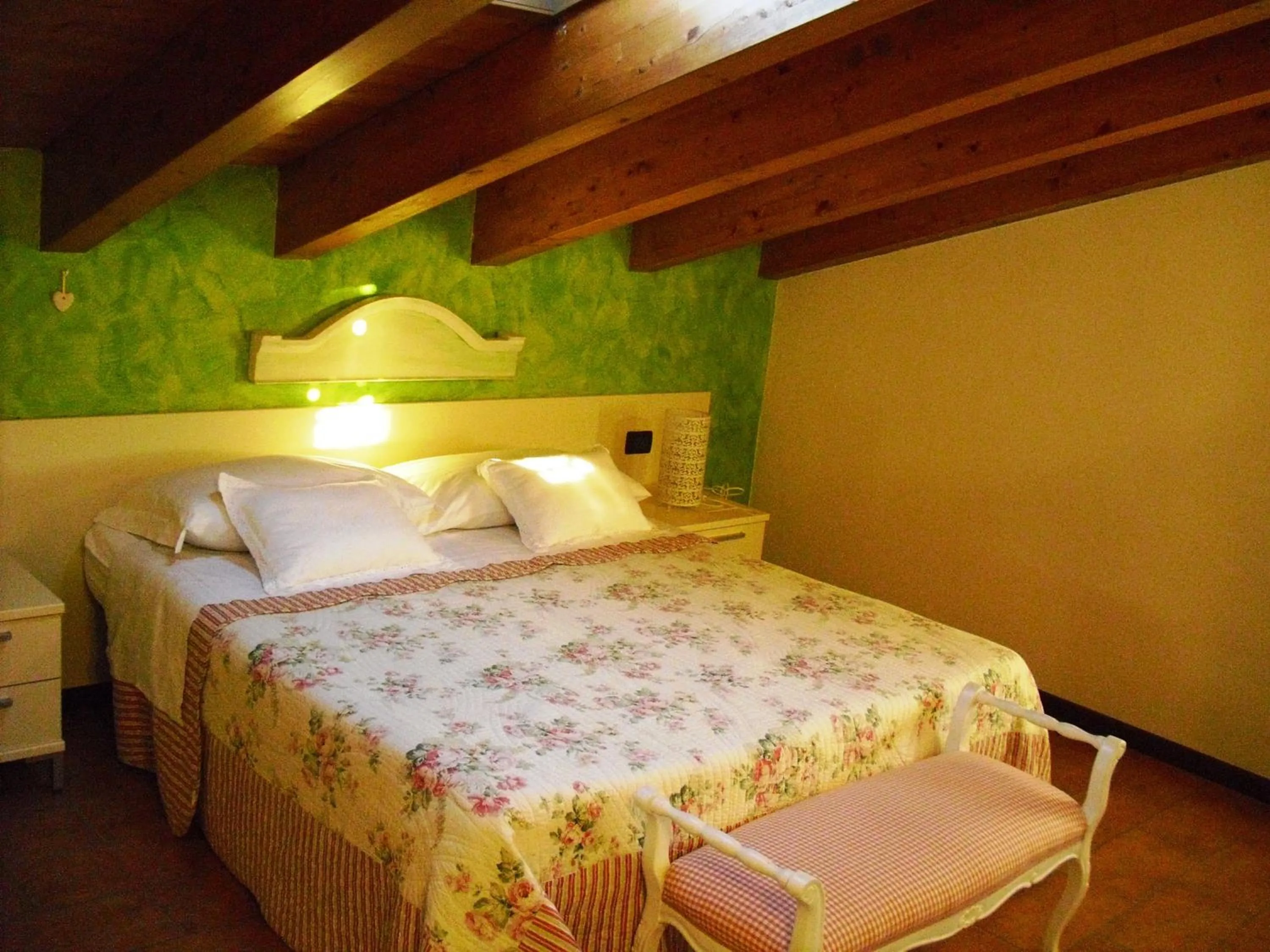 Bedroom, Bed in Girelli Sorelle