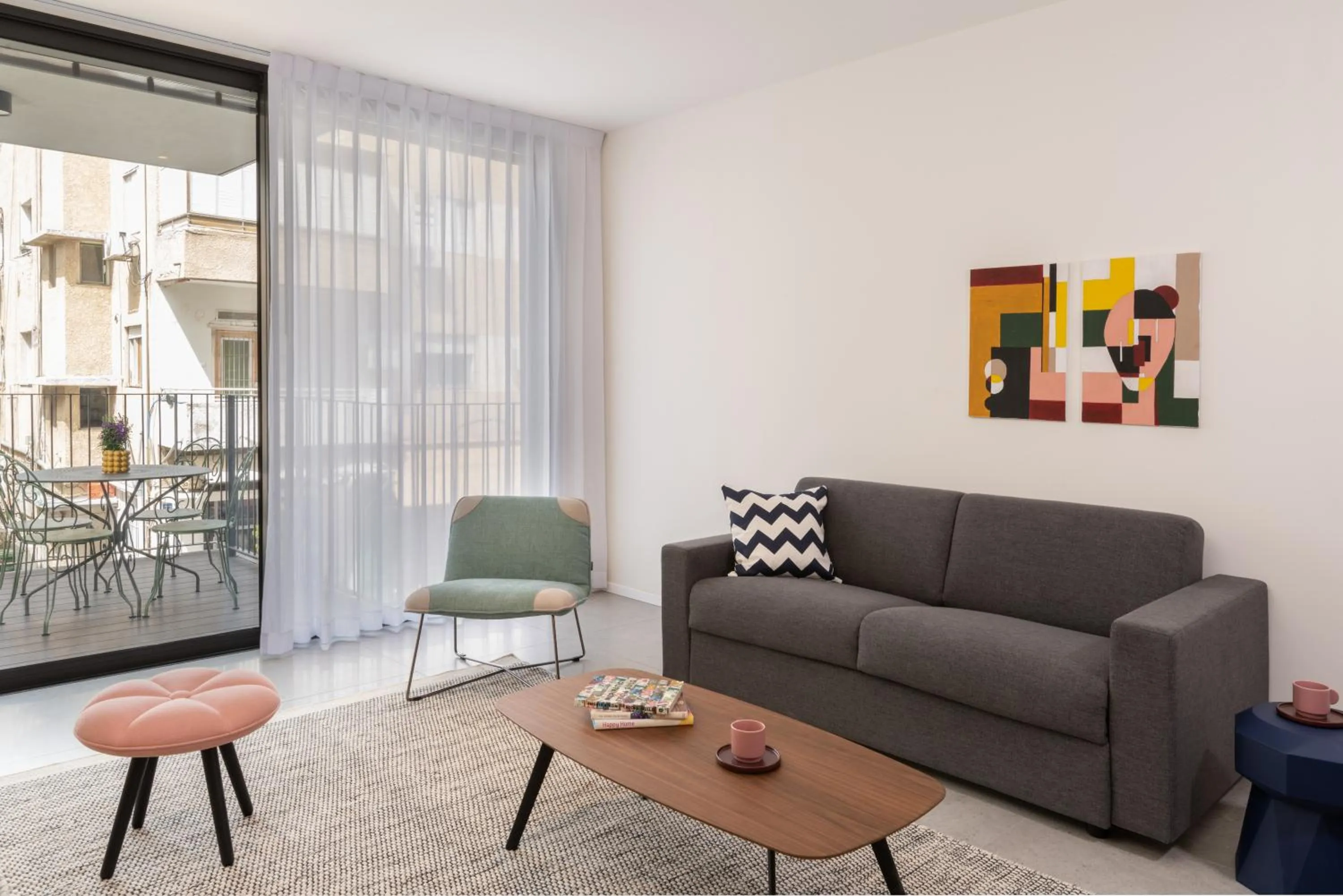 Living room in master Shenkin