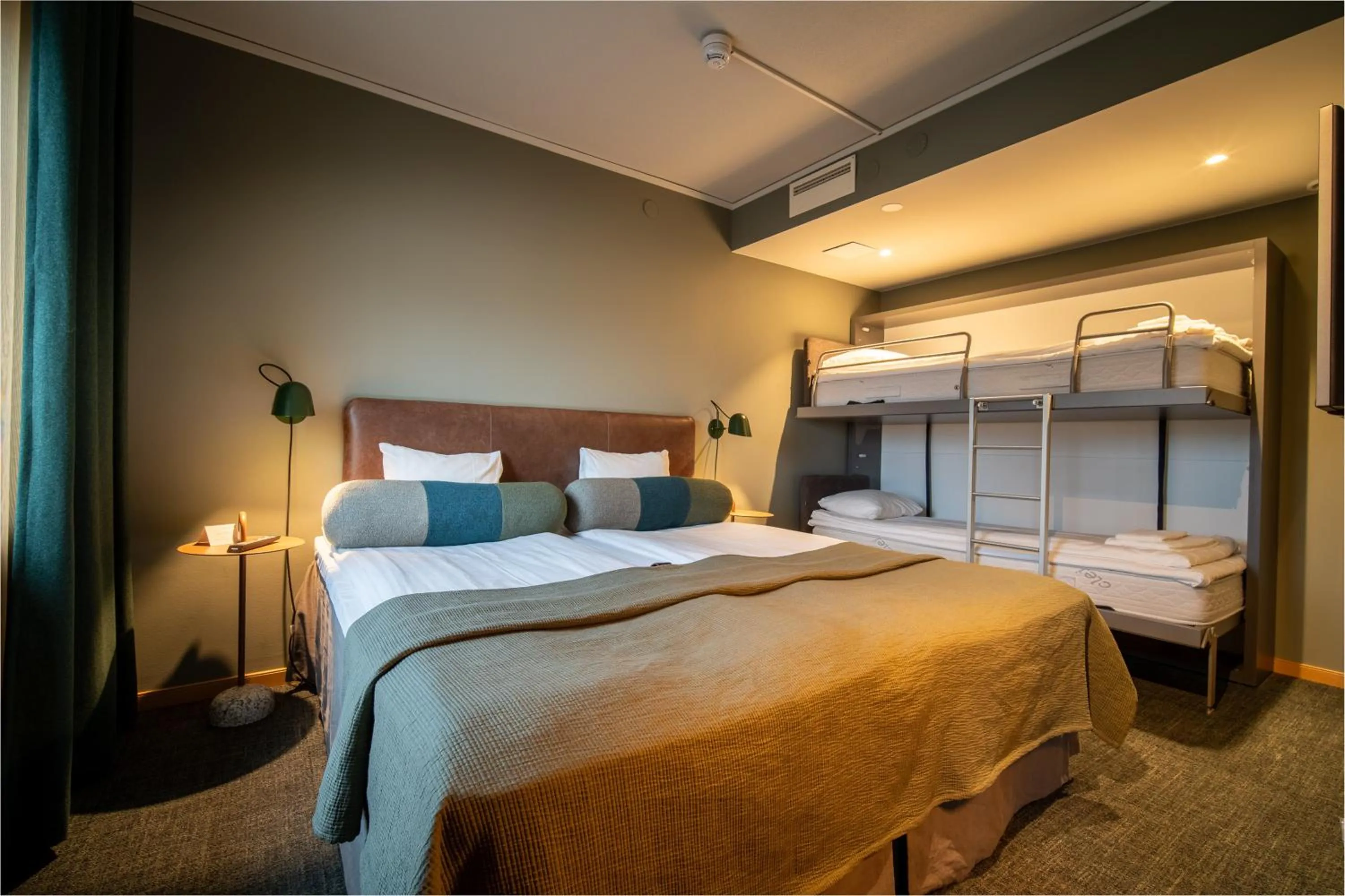 Bed in Spar Hotel Gårda