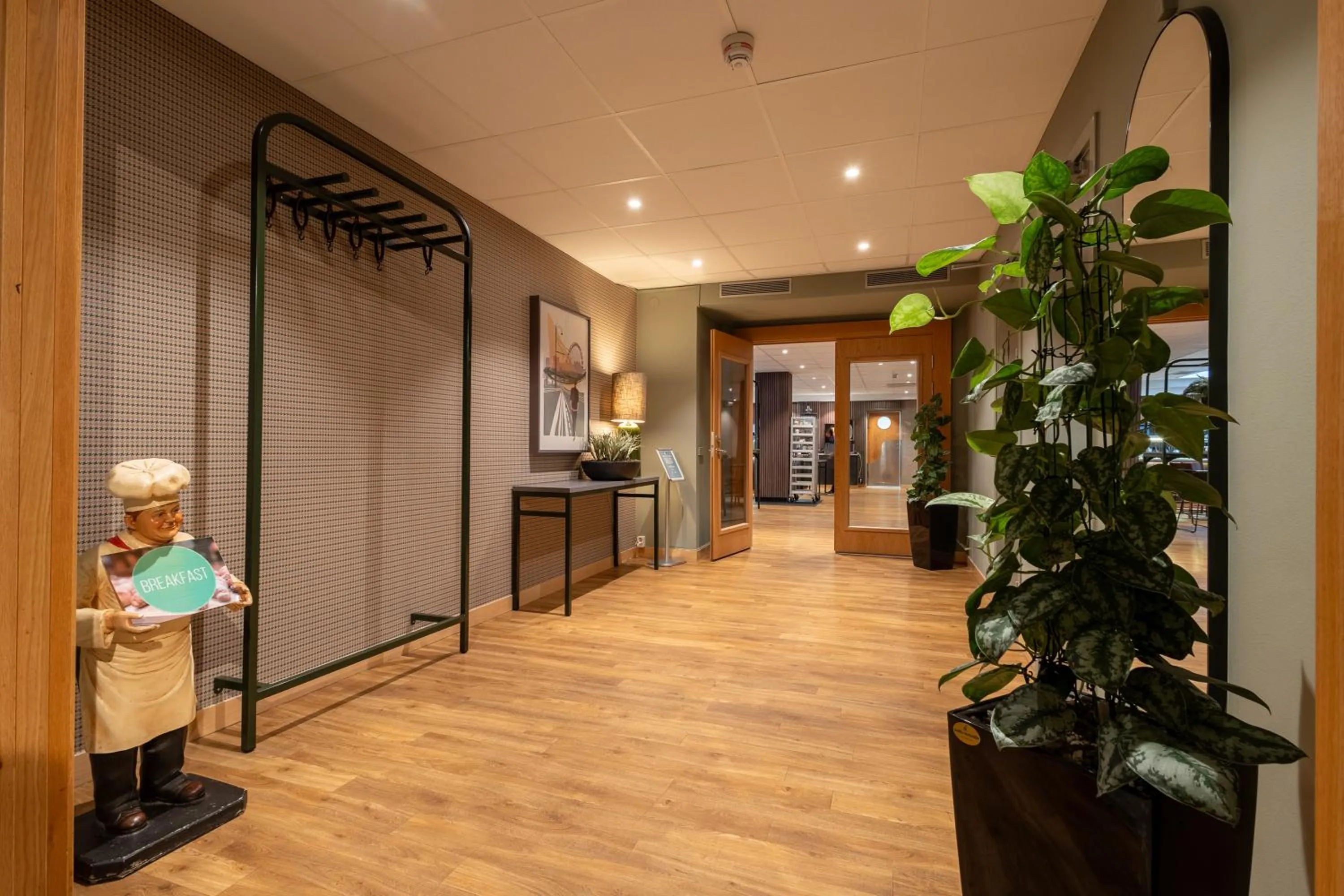 Buffet breakfast in Spar Hotel Gårda