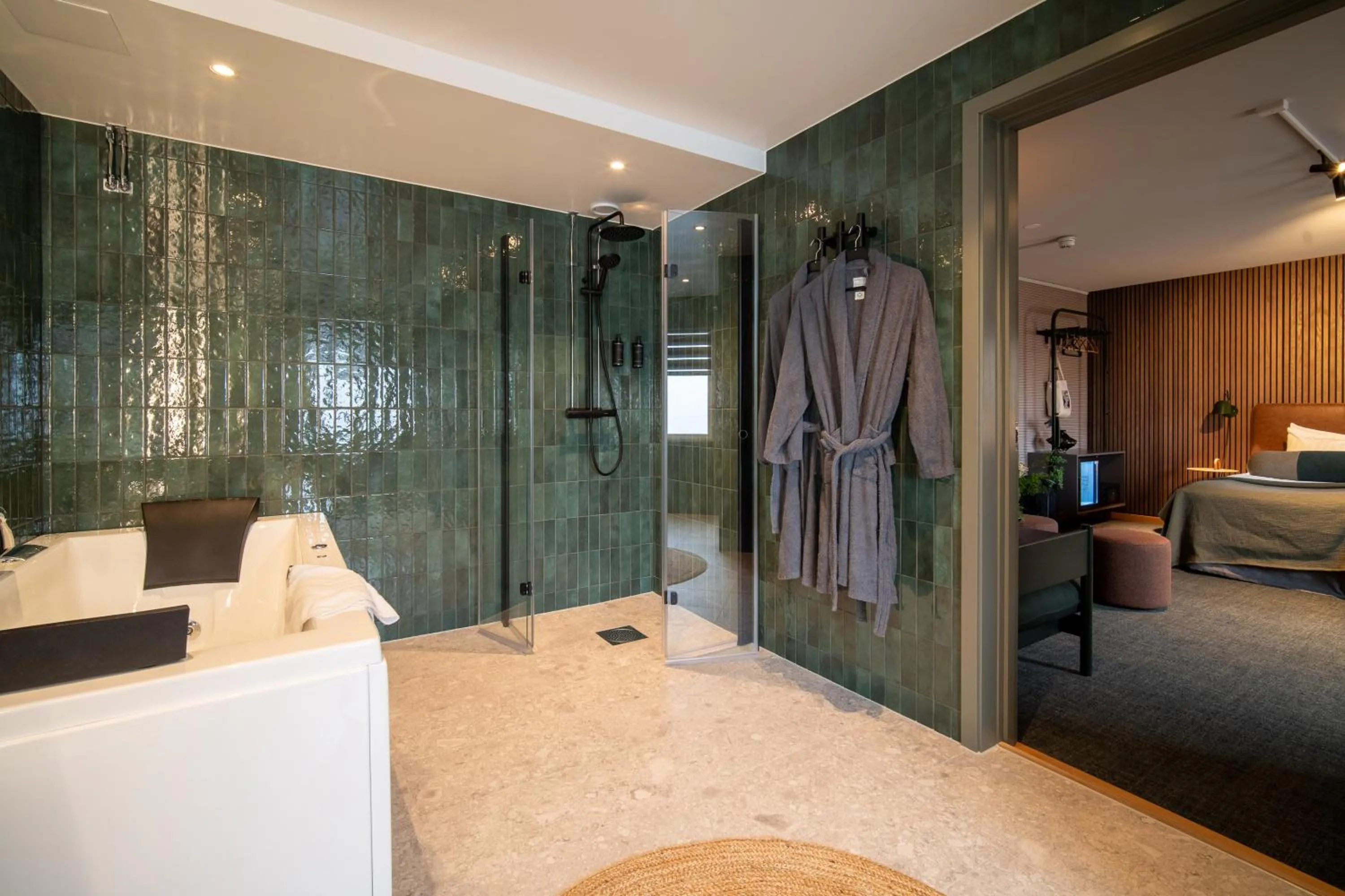 Bathroom, Bed in Spar Hotel Gårda